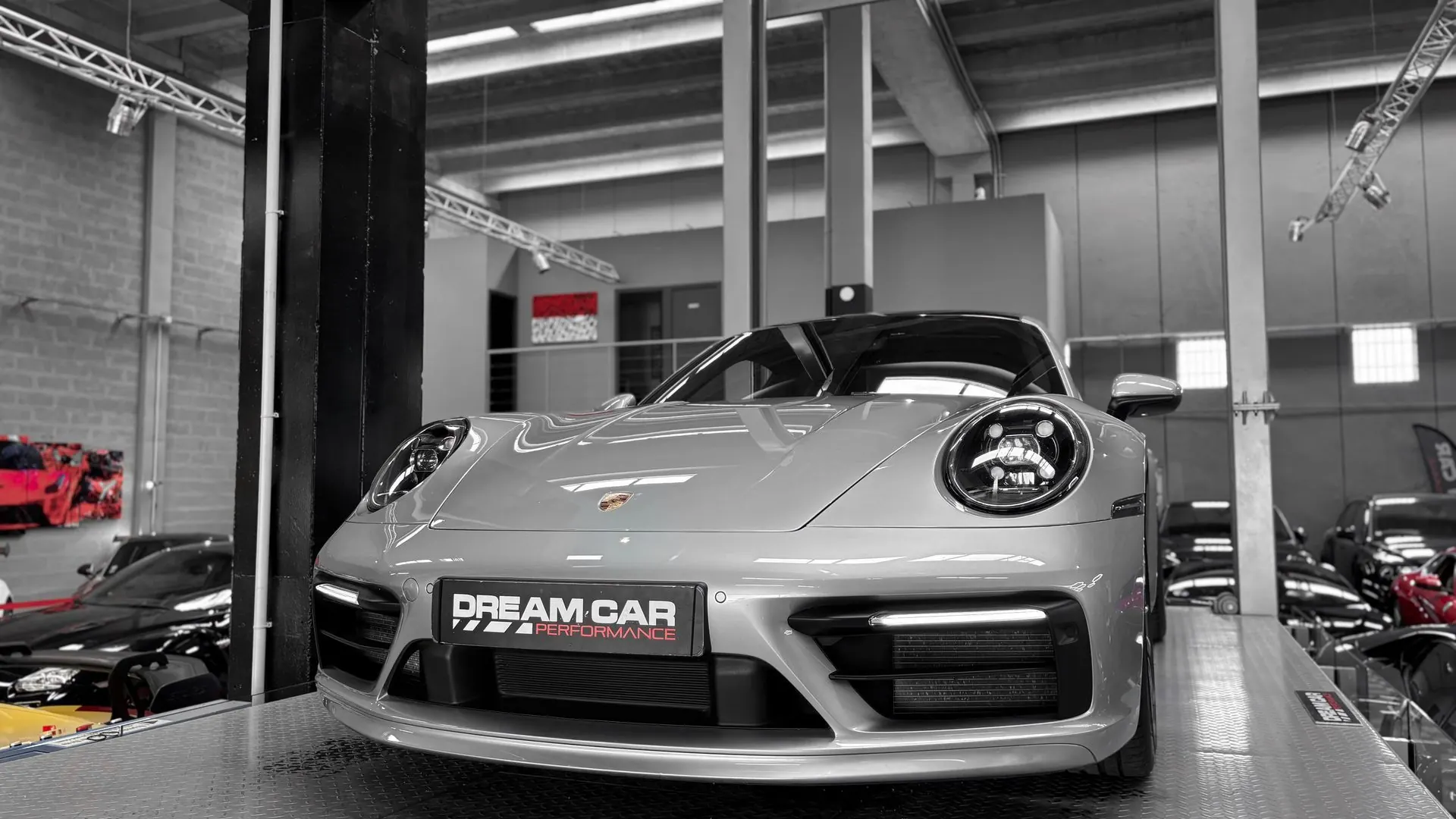 Porsche 992 — photo 6