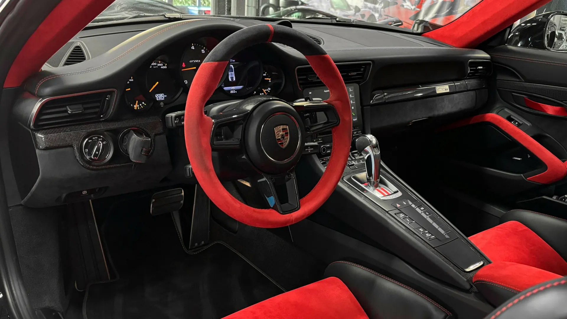 Porsche 991 — photo 38