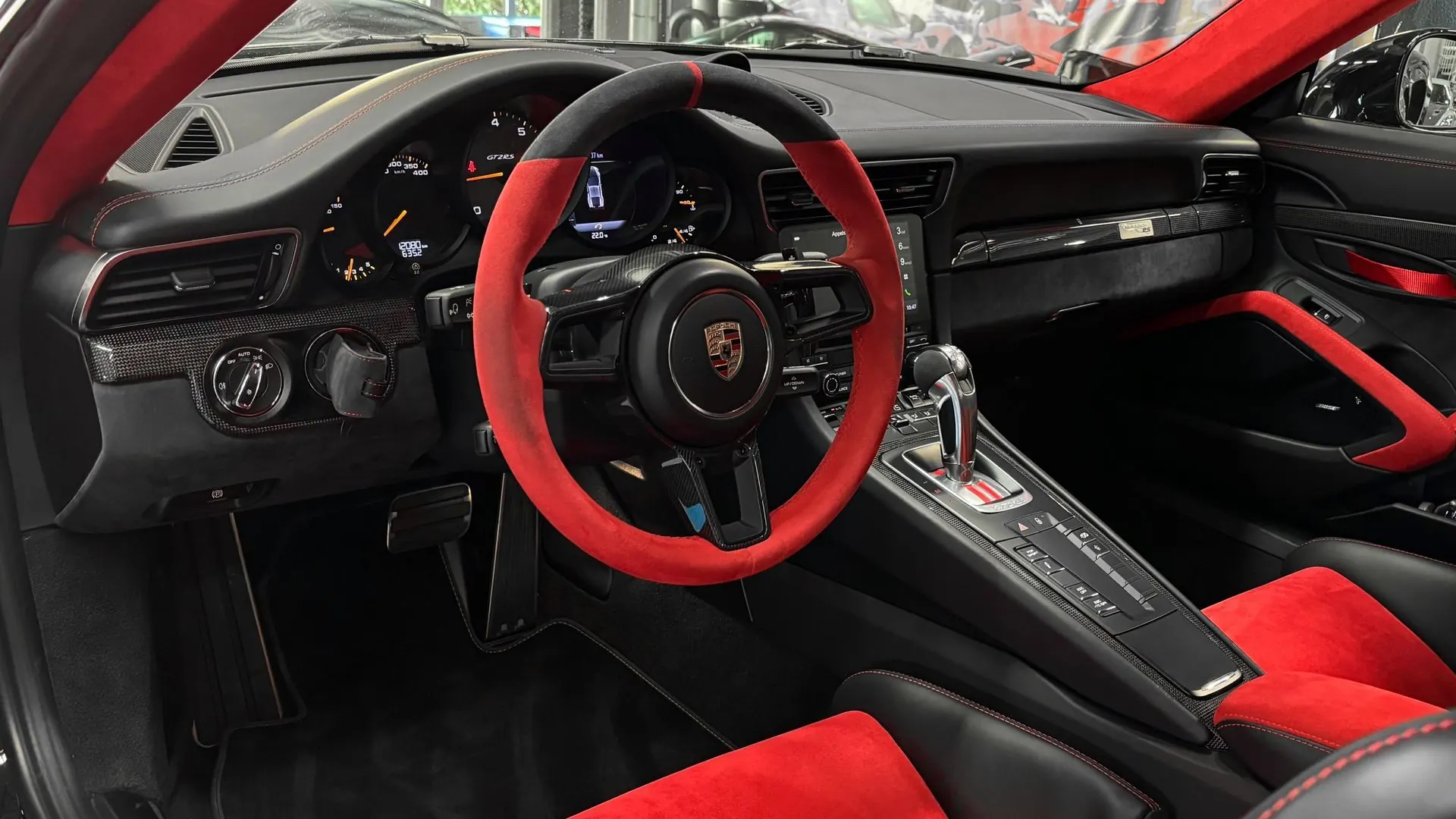 Porsche 991 — photo 12