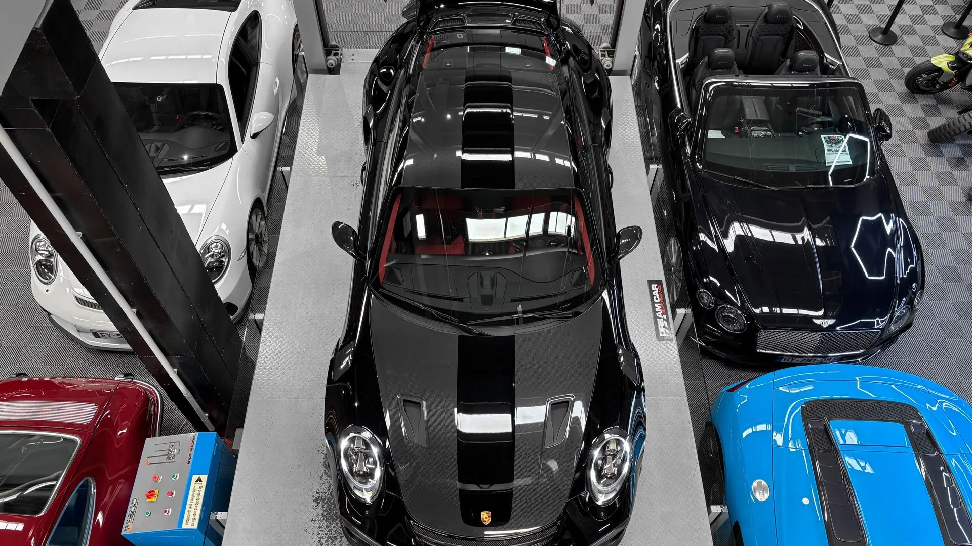 Porsche 991 — photo 10