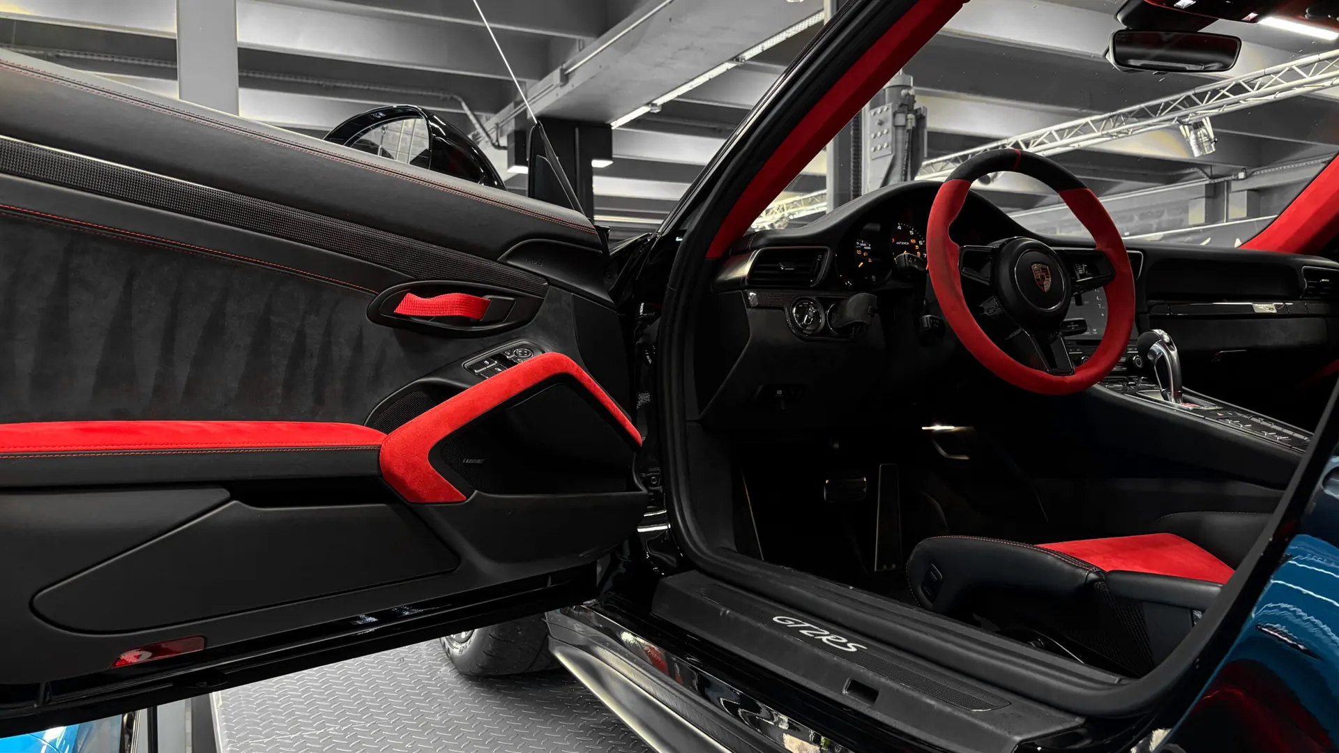 Porsche 991 — photo 37