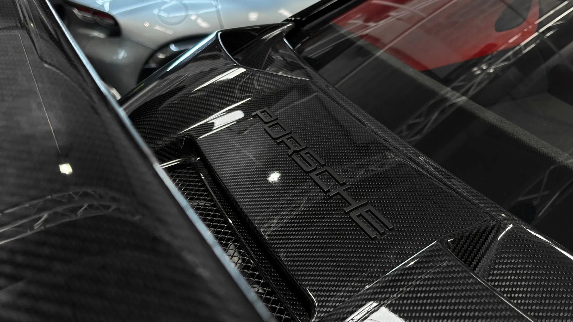 Porsche 991 — photo 30