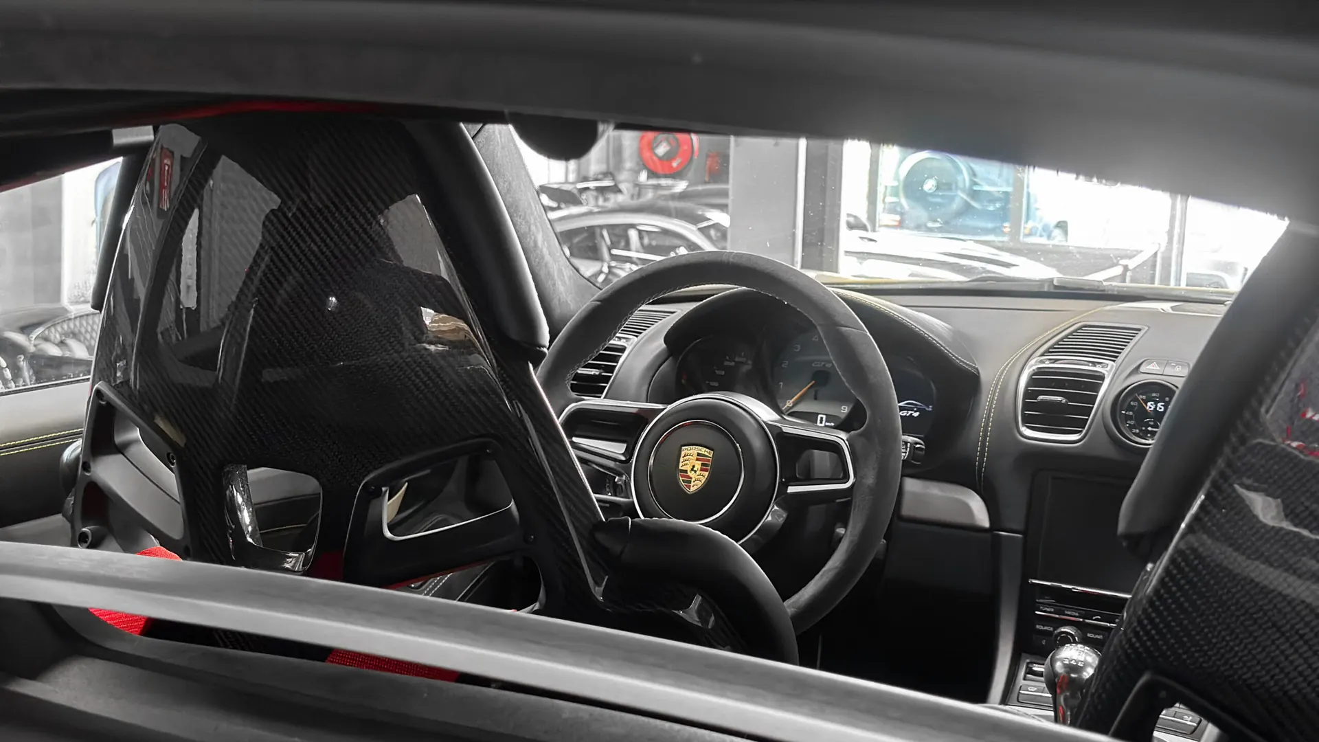 Porsche 981 — photo 26