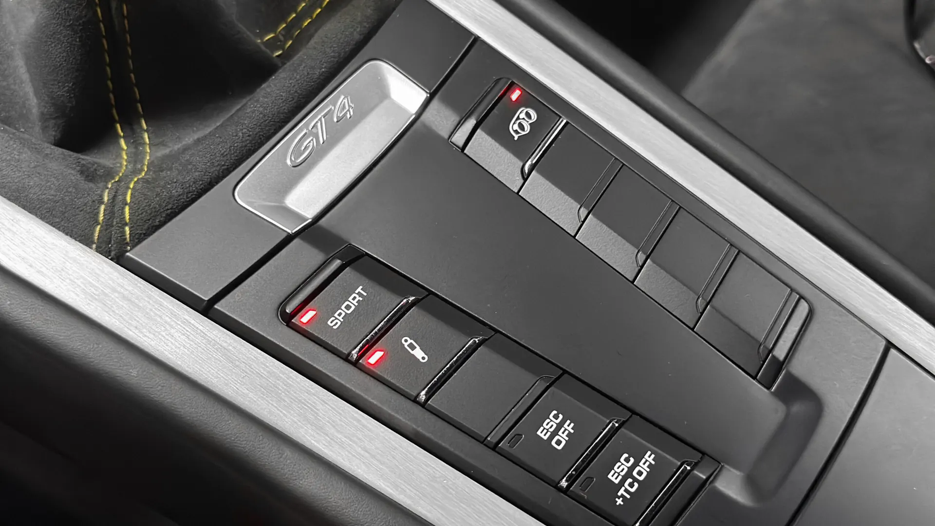 Porsche 981 — photo 37