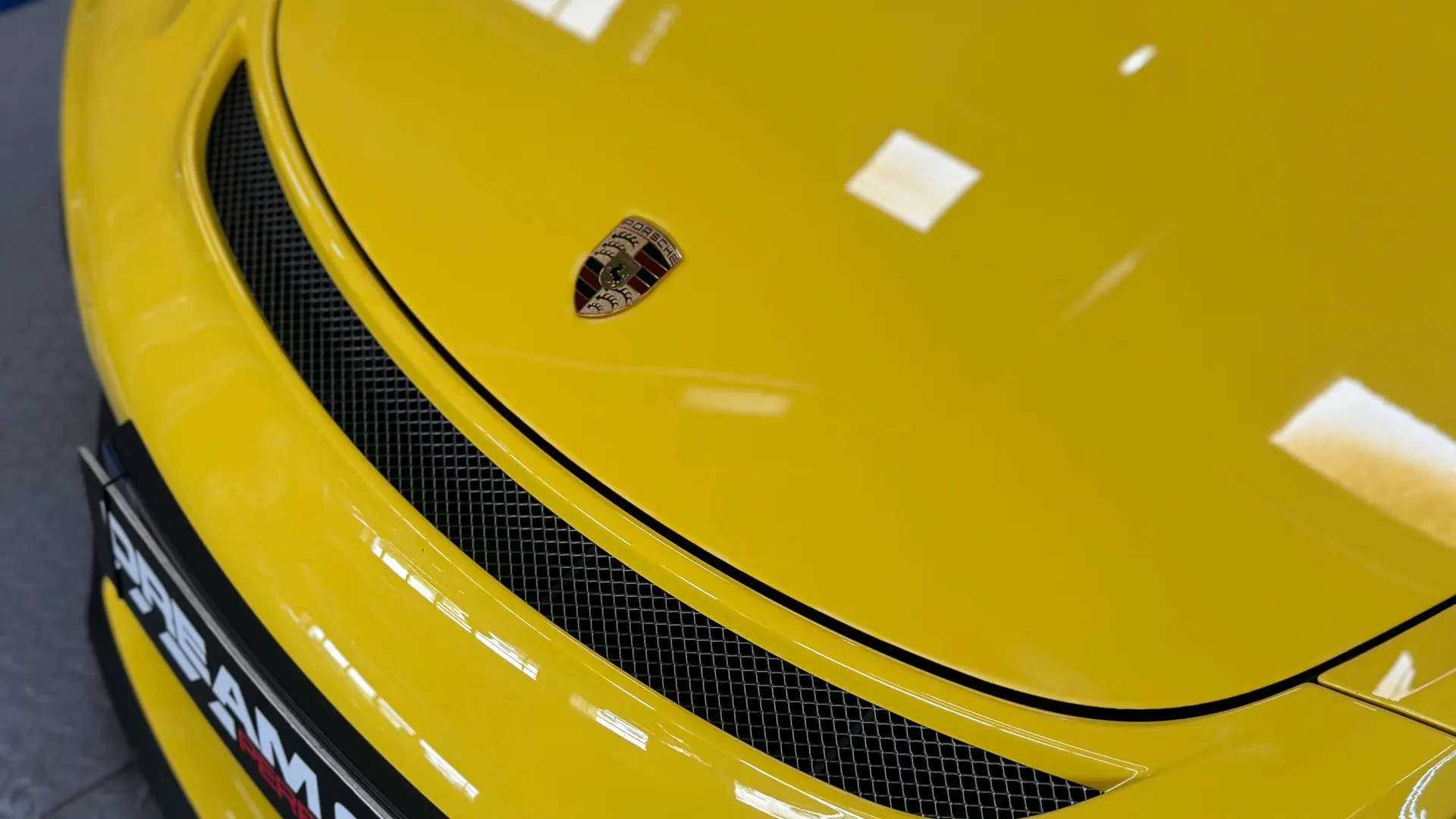 Porsche 981 — photo 12