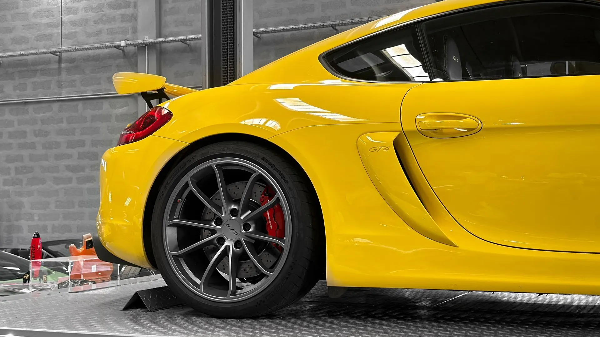 Porsche Cayman — photo 10