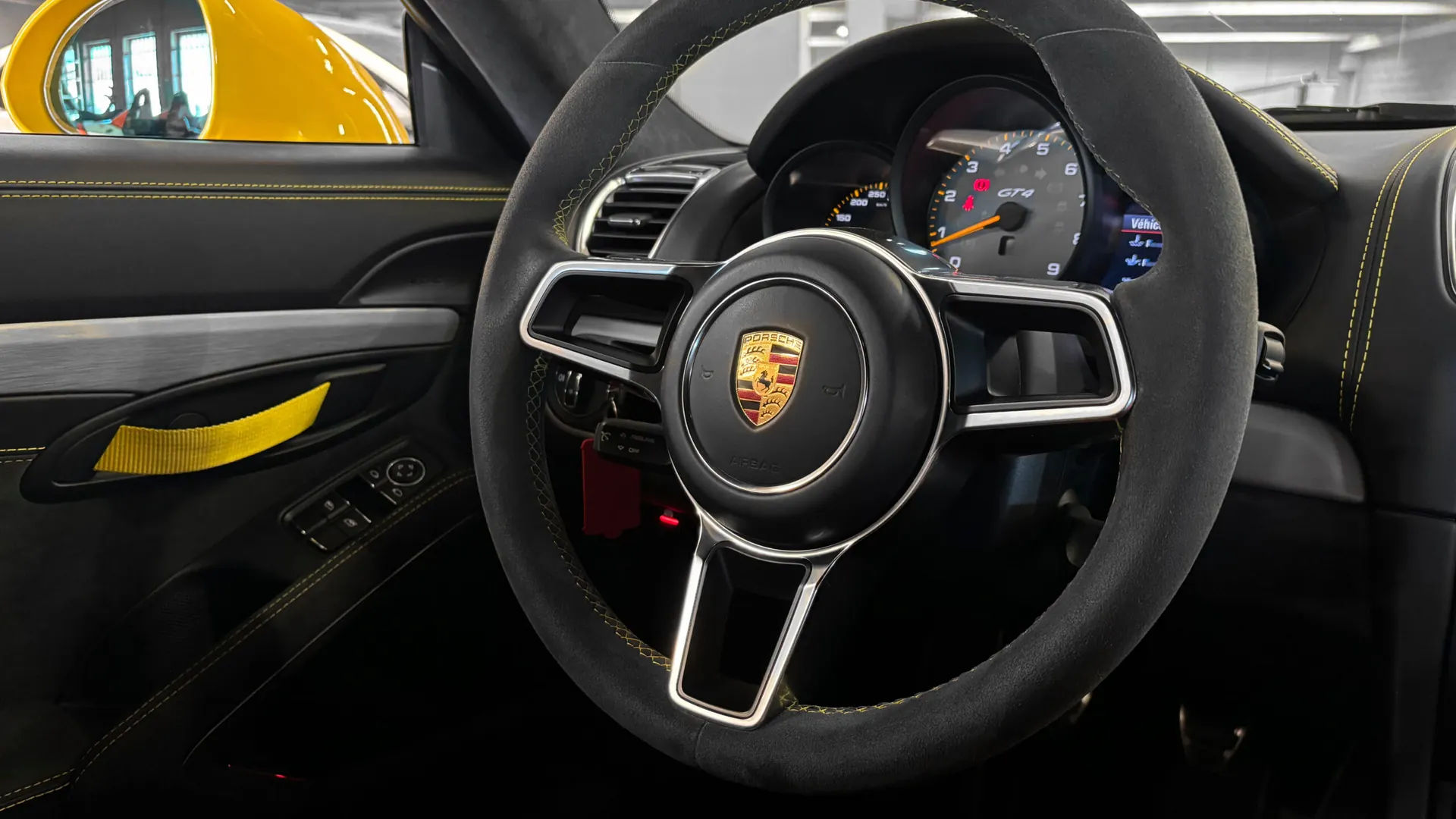 Porsche 981 — photo 31