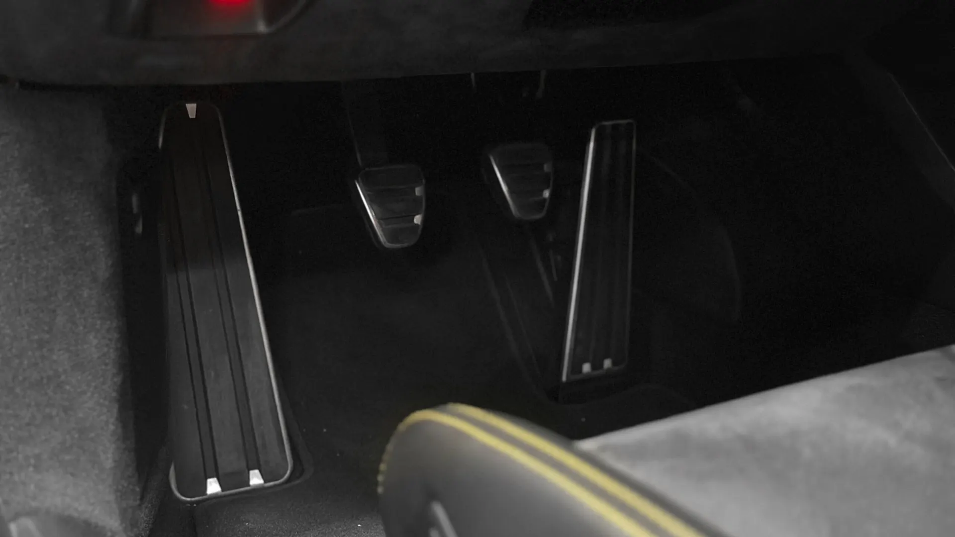 Porsche 981 — photo 33