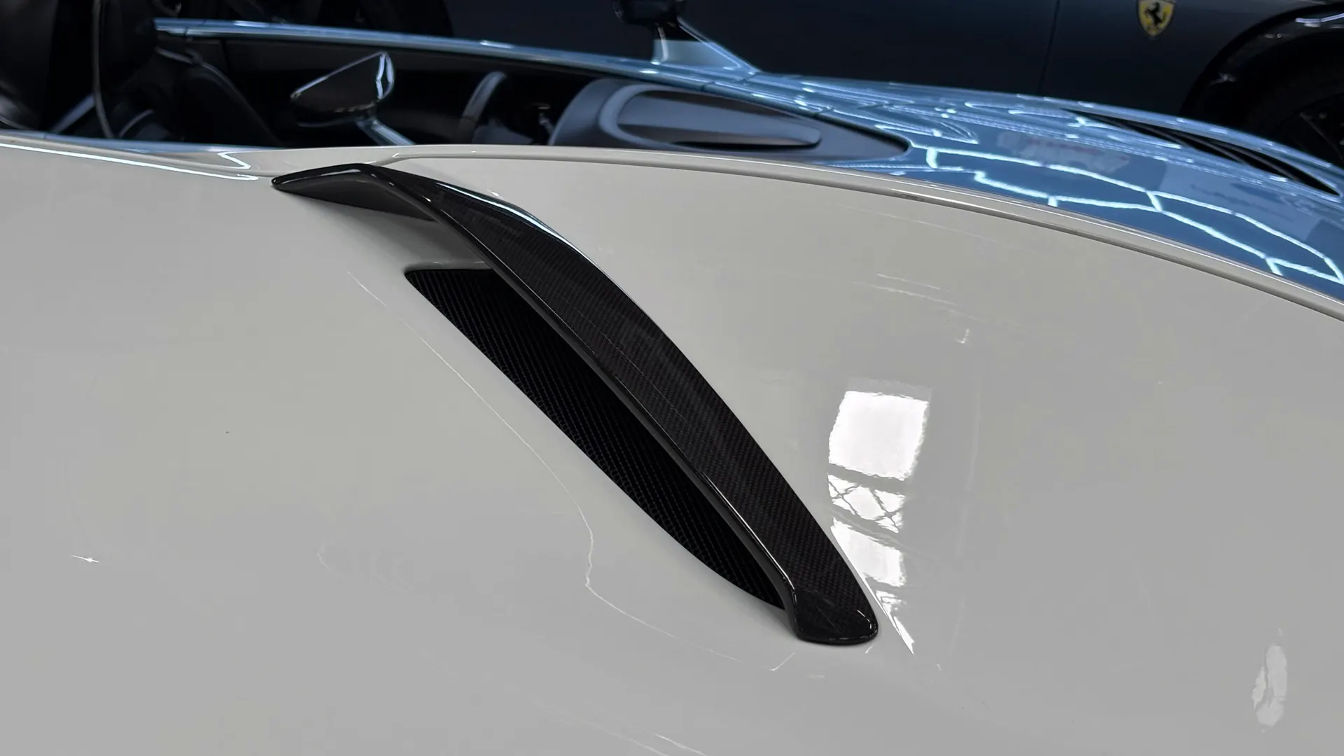 Ferrari 812 — photo 31
