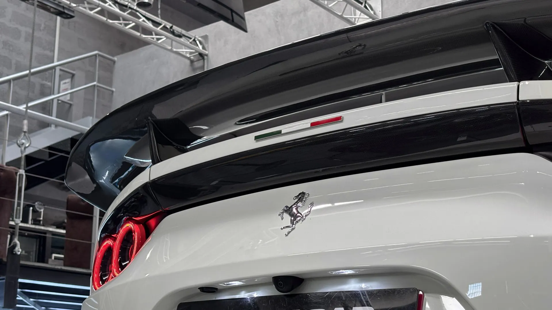Ferrari 812 — photo 22