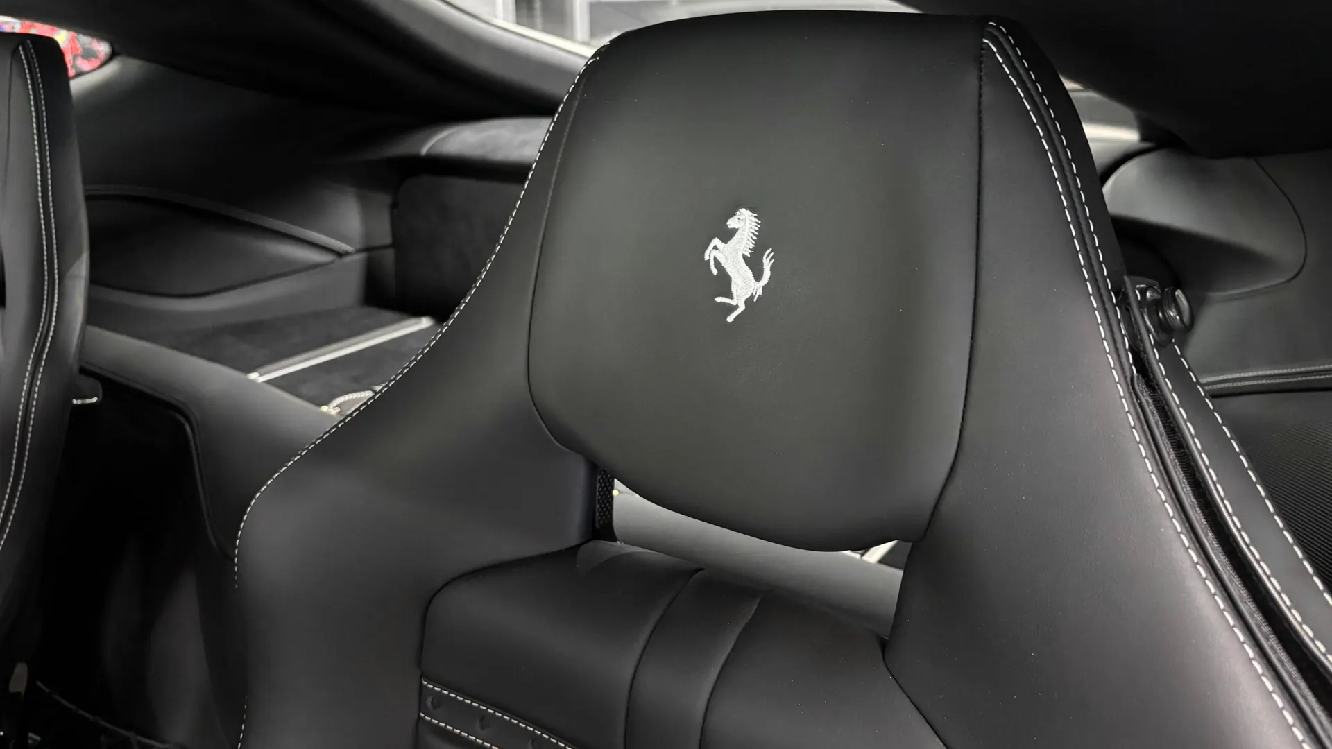 Ferrari 812 — photo 36