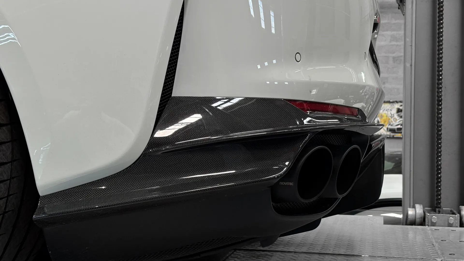 Ferrari 812 — photo 20