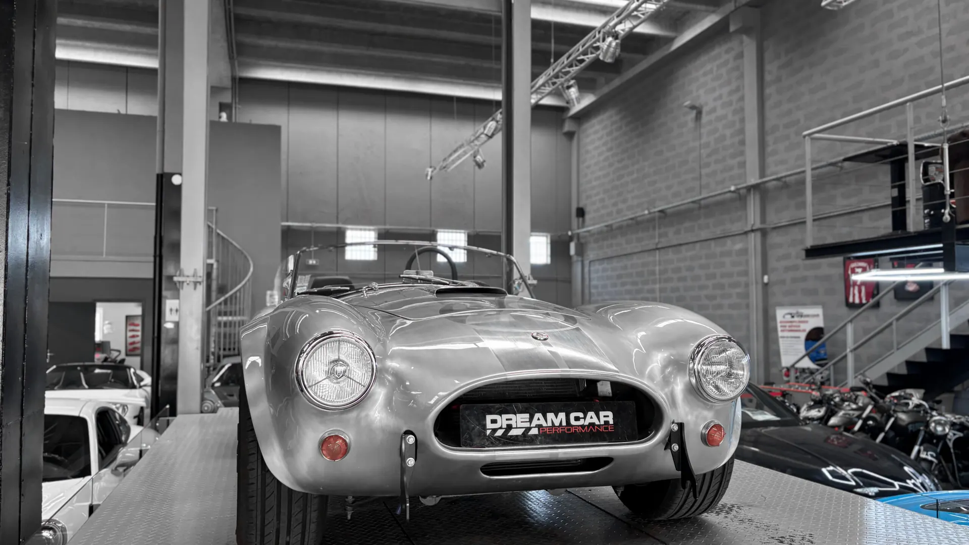 Shelby Cobra — photo 4