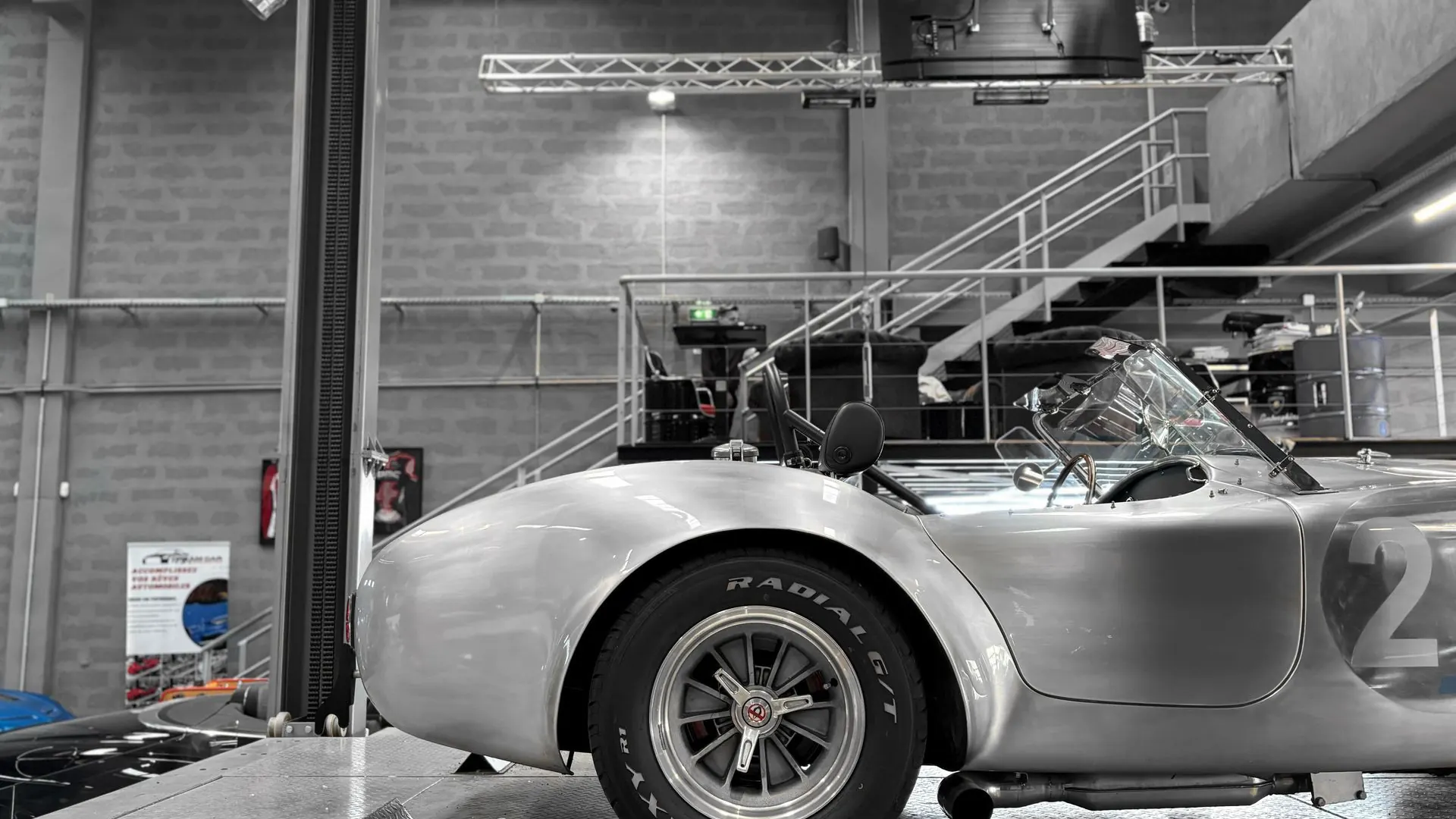Shelby Cobra — photo 7