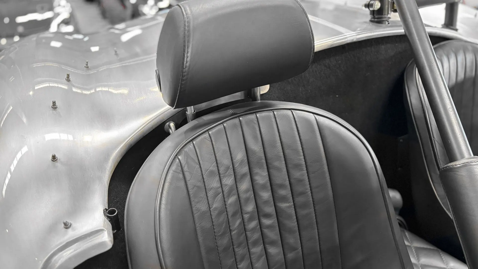 Shelby Cobra — photo 11