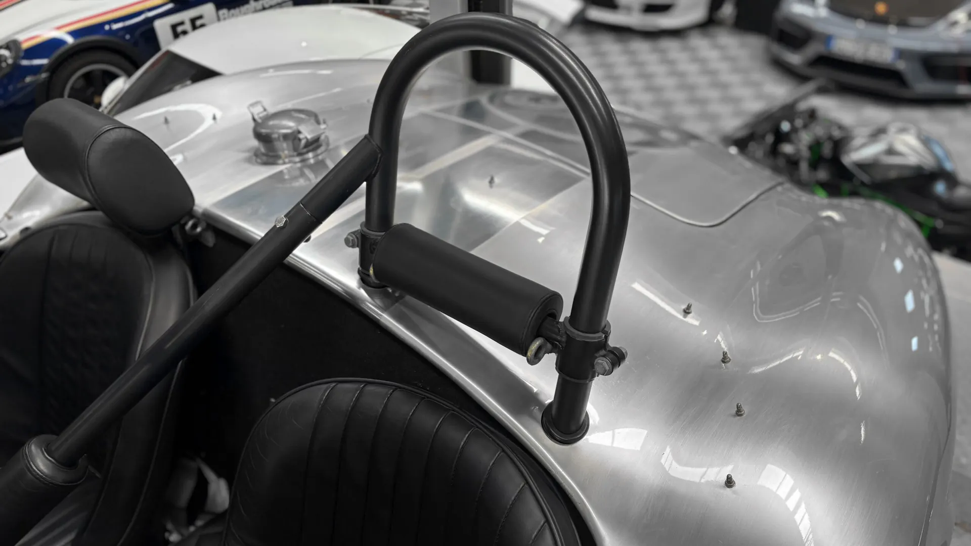Shelby Cobra — photo 31