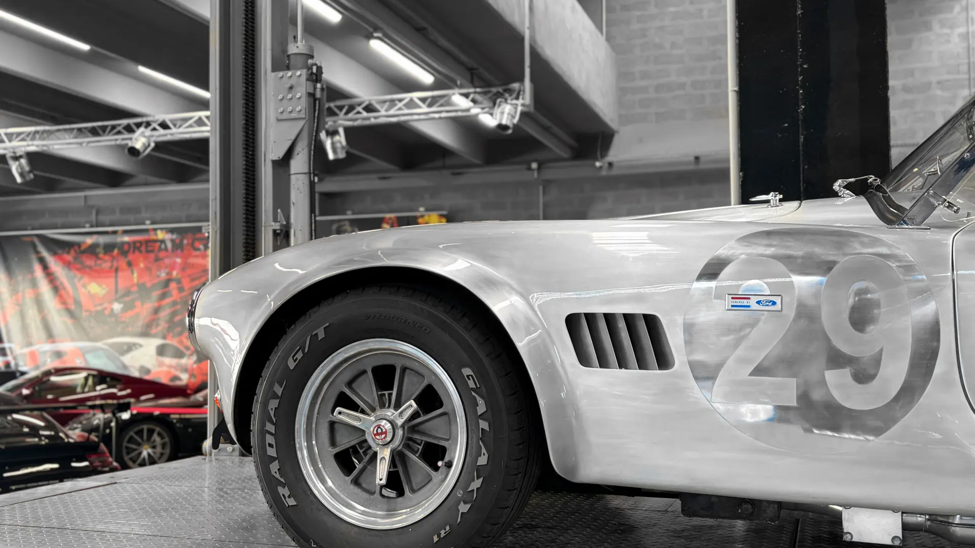 Shelby Cobra — photo 12