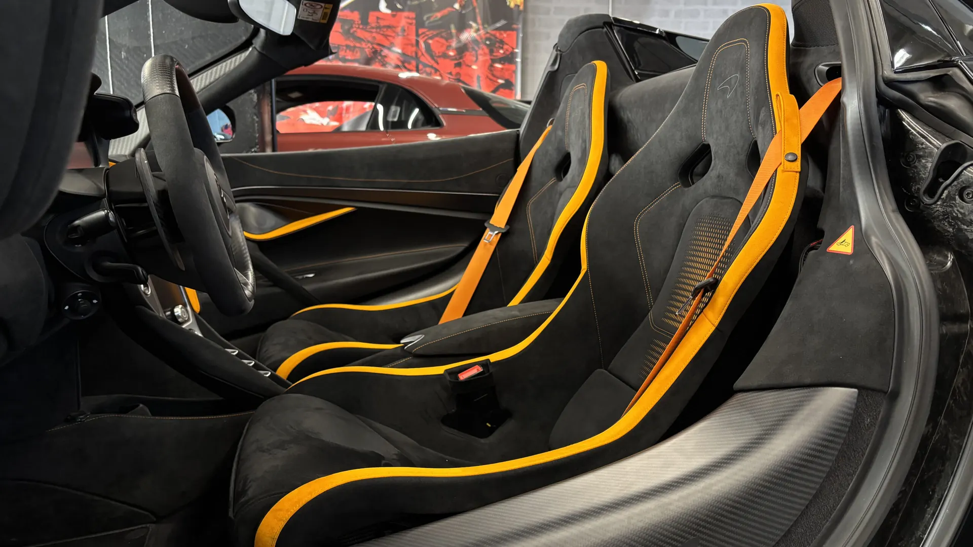 McLaren 750 — photo 20