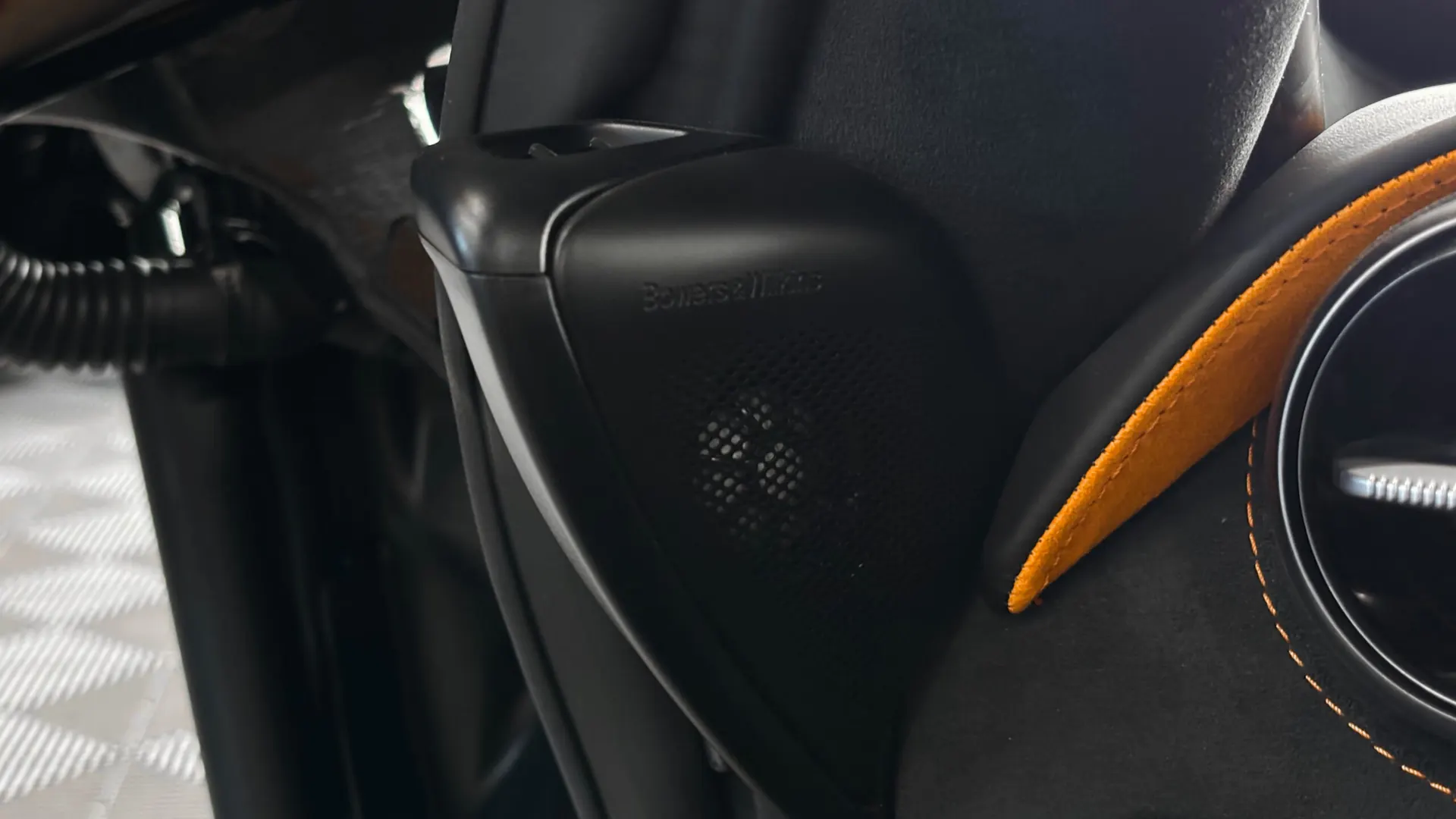 McLaren 750 — photo 23