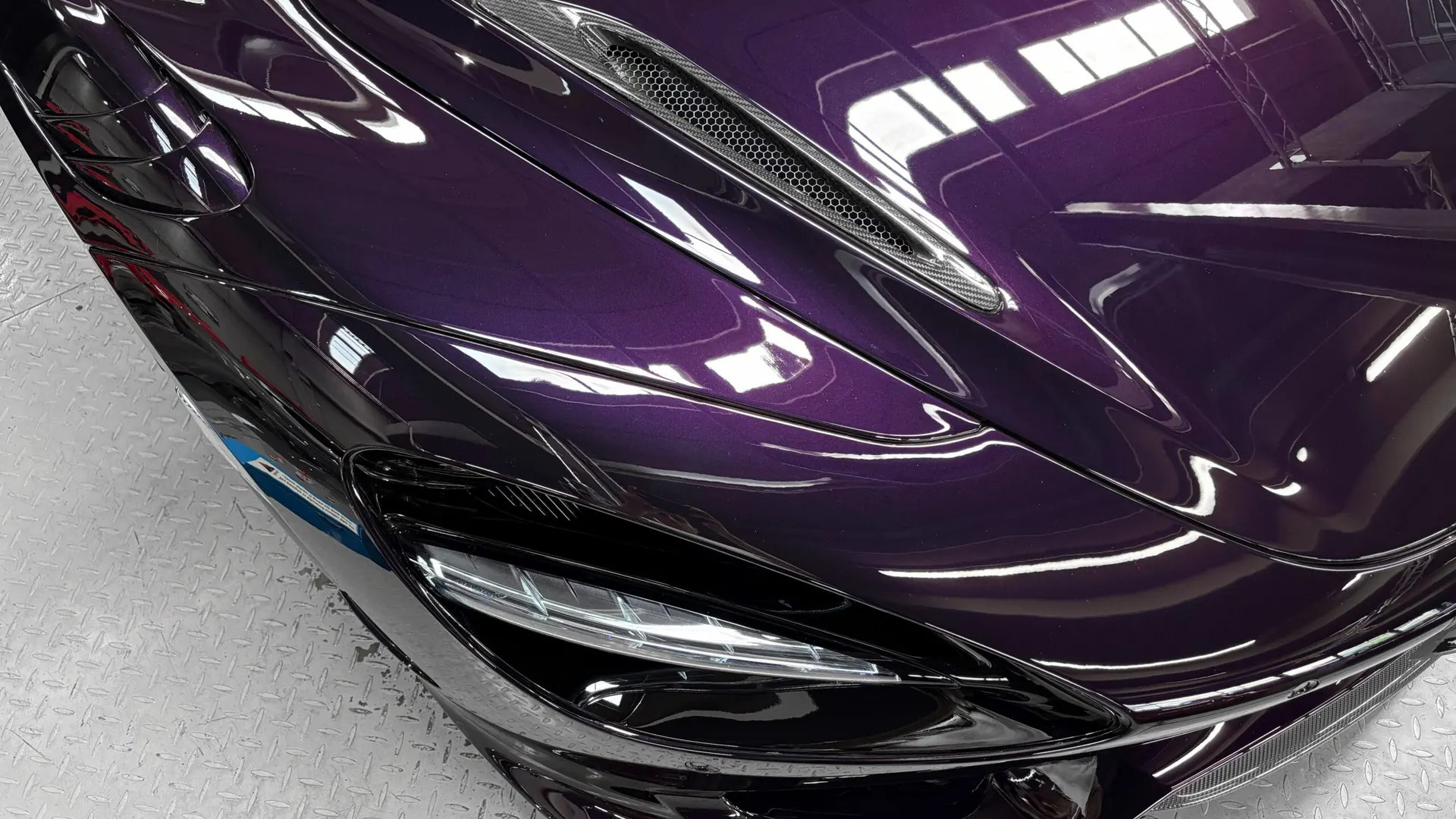 McLaren 750 — photo 16