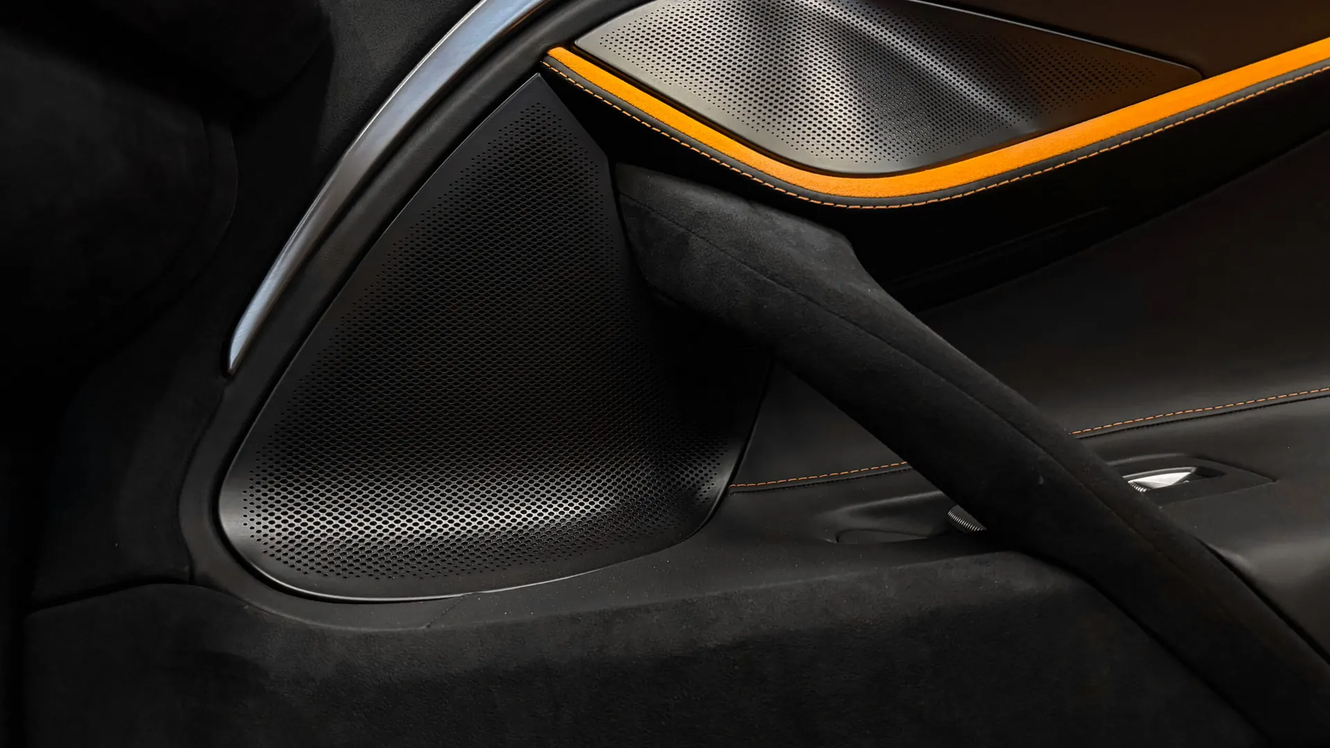 McLaren 750 — photo 45