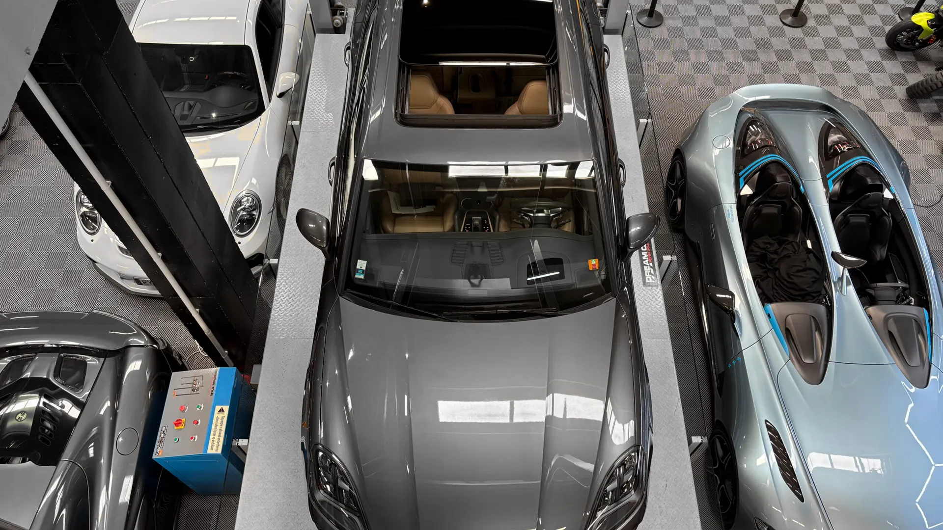 Porsche CAYENNE — photo 4