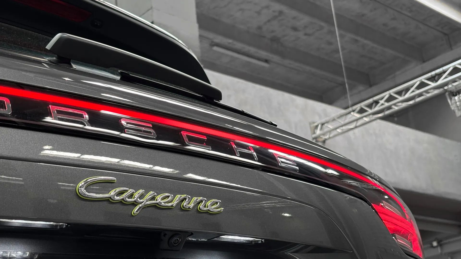Porsche CAYENNE — photo 24