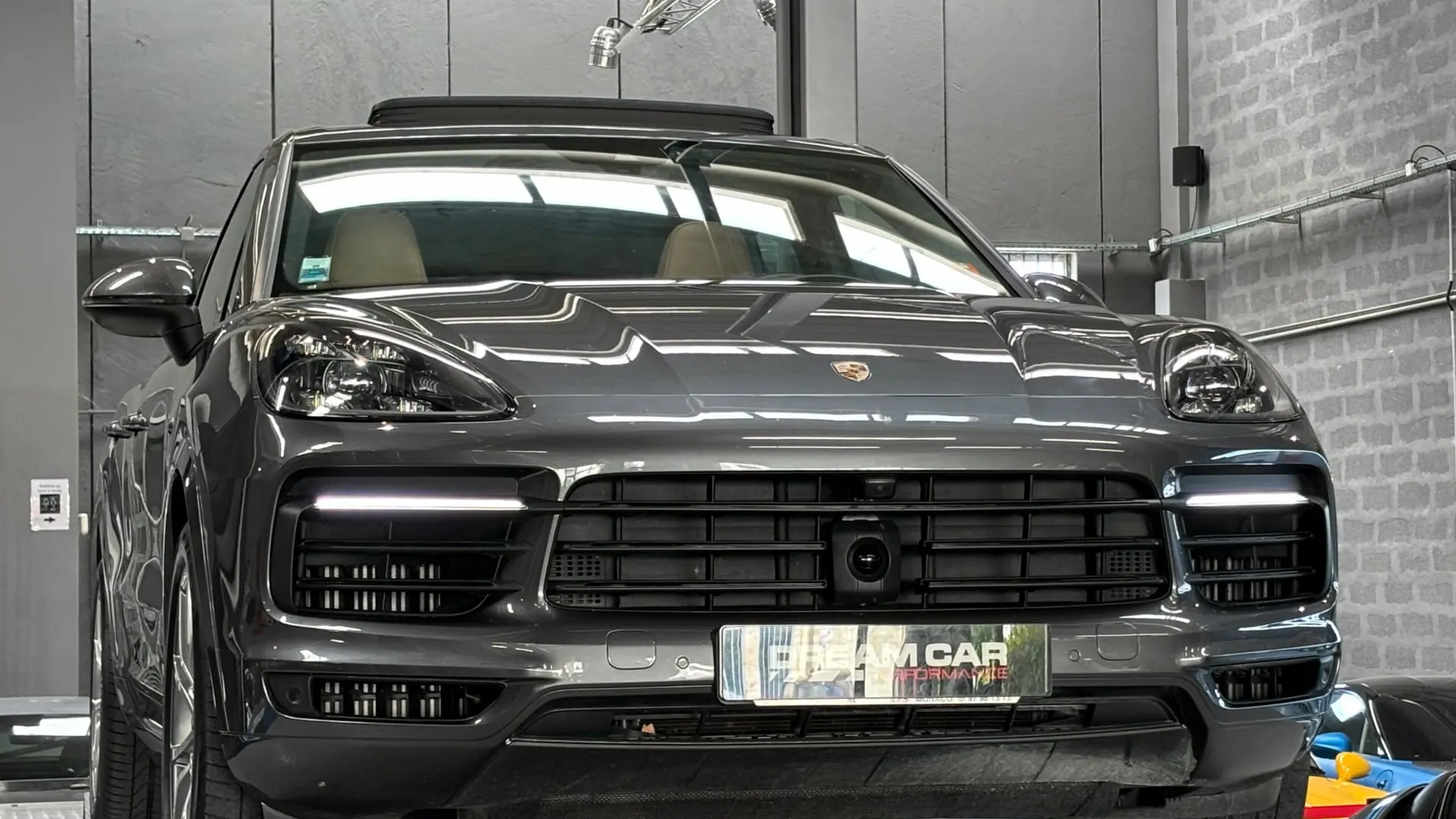 Porsche CAYENNE — photo 12