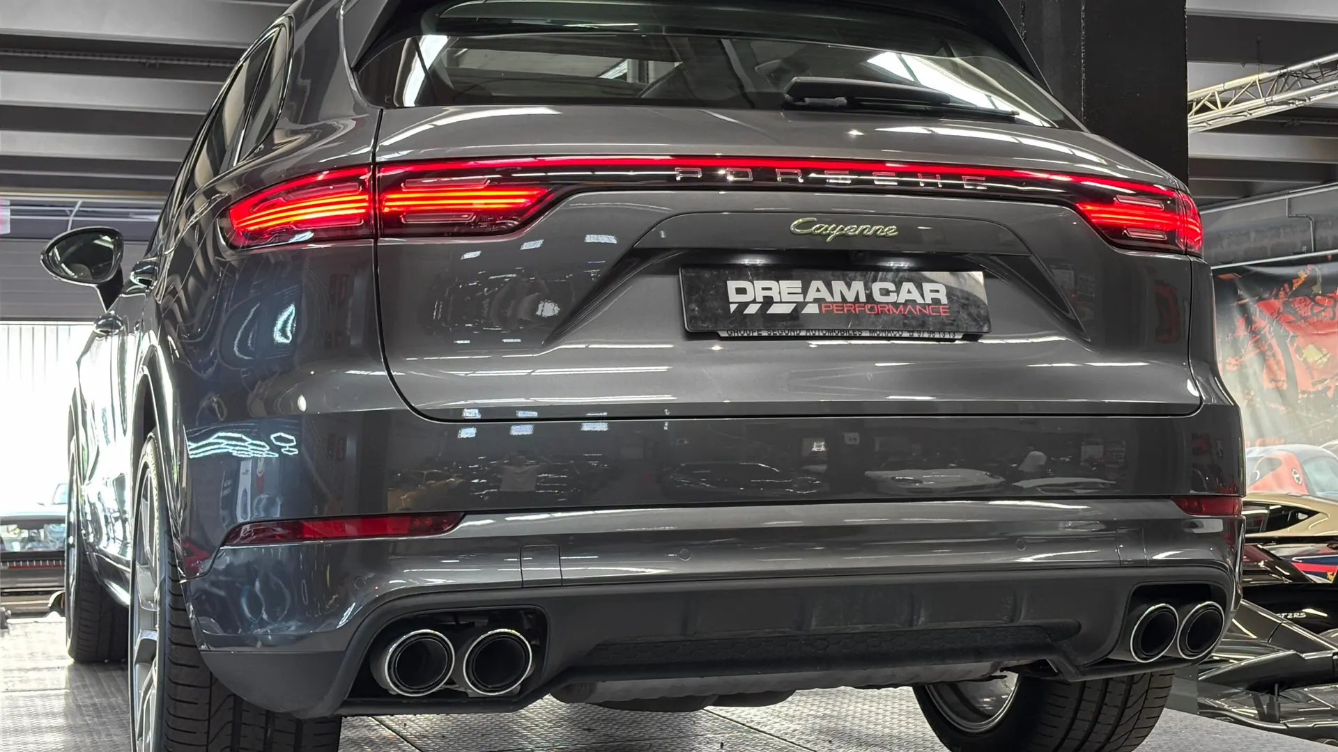 Porsche CAYENNE — photo 17