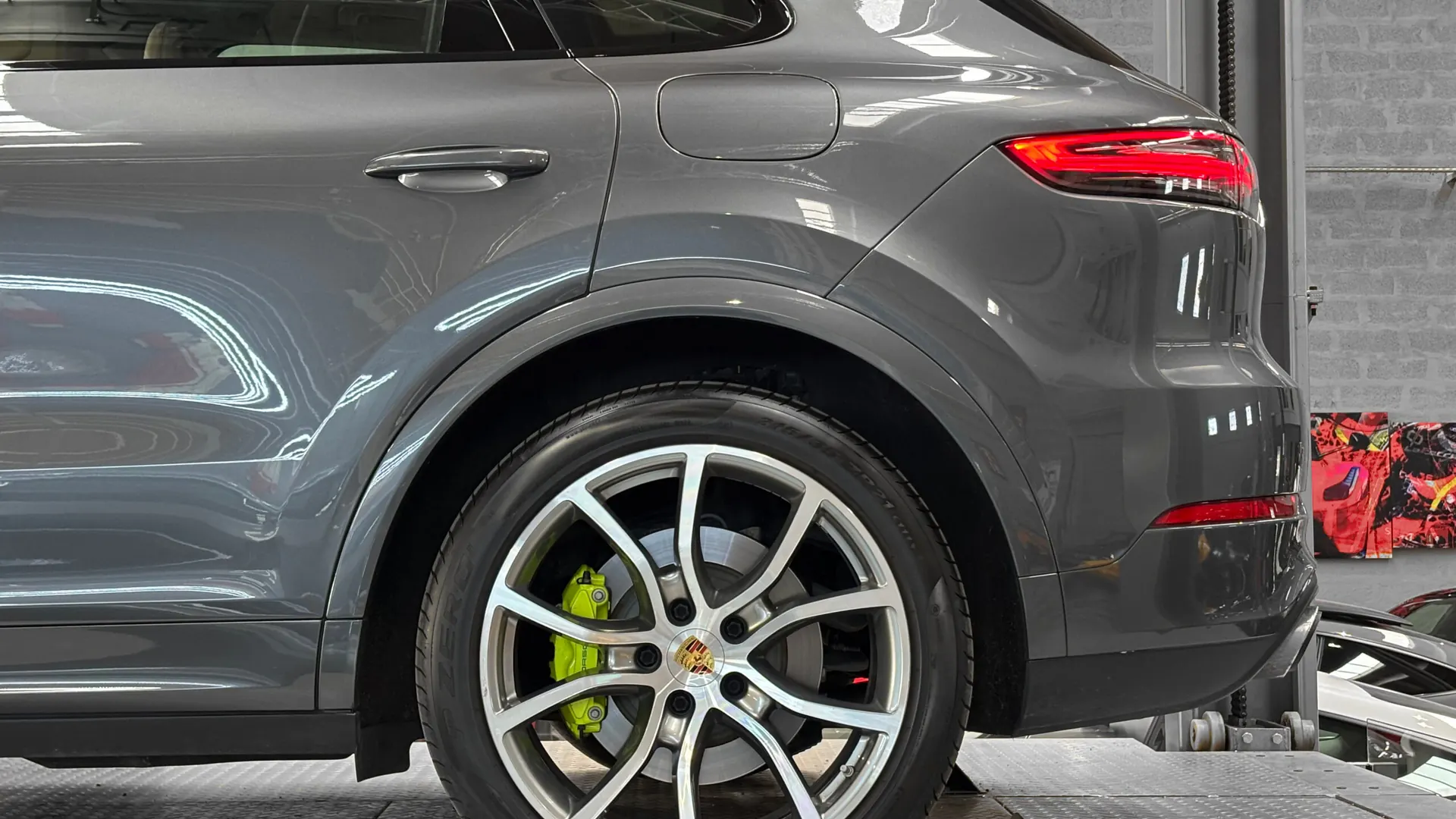 Porsche CAYENNE — photo 18