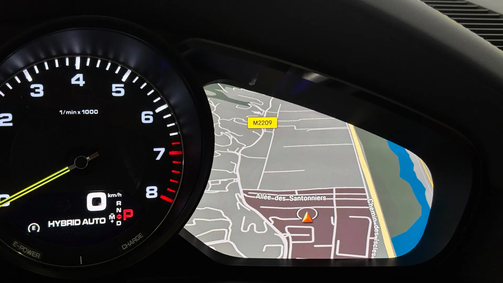 Porsche CAYENNE — photo 36