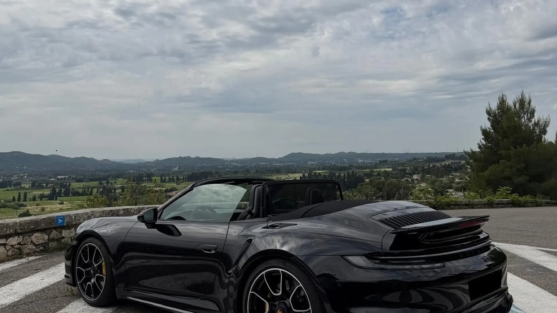 Porsche 992 — photo 10