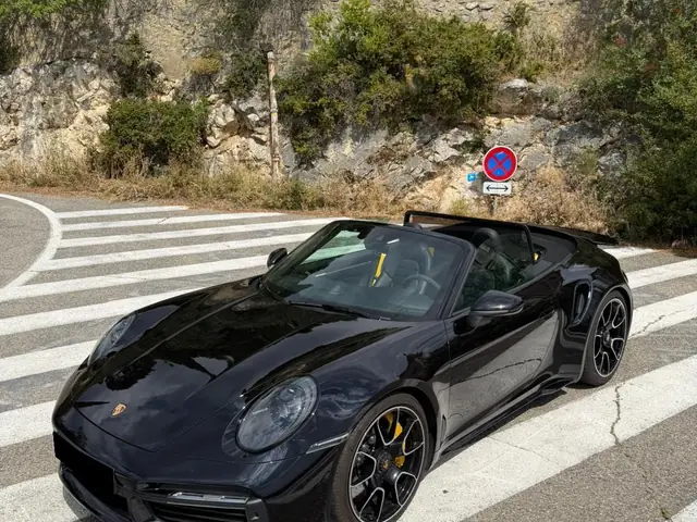 Porsche 992