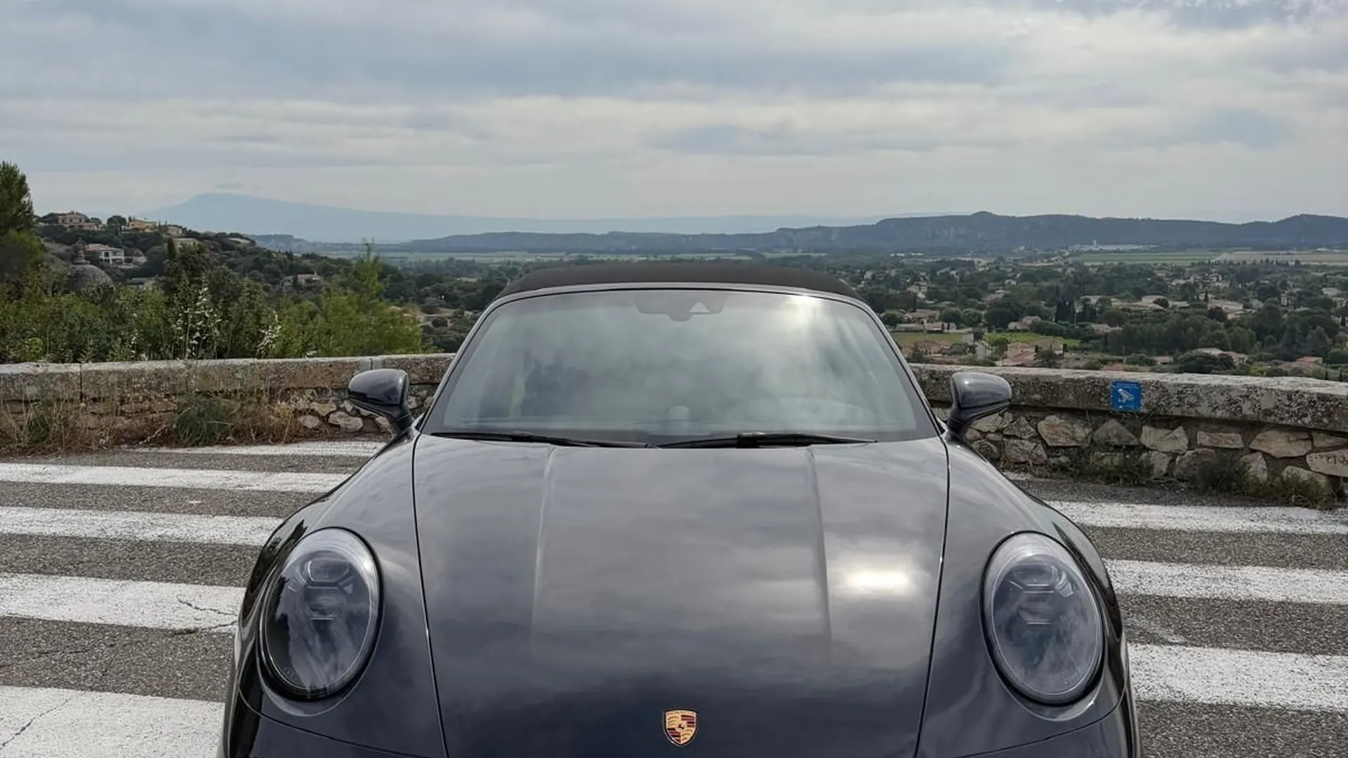 Porsche 992 — photo 6