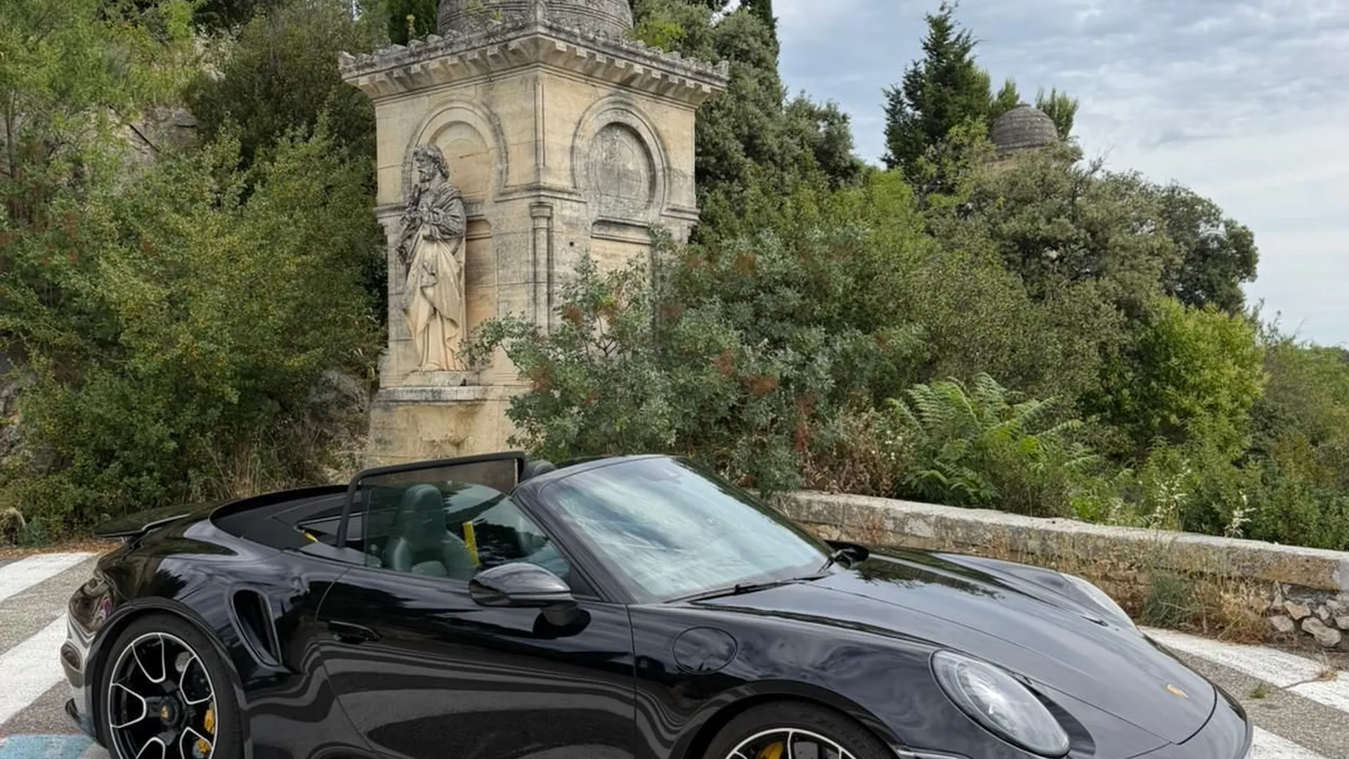Porsche 992 — photo 3