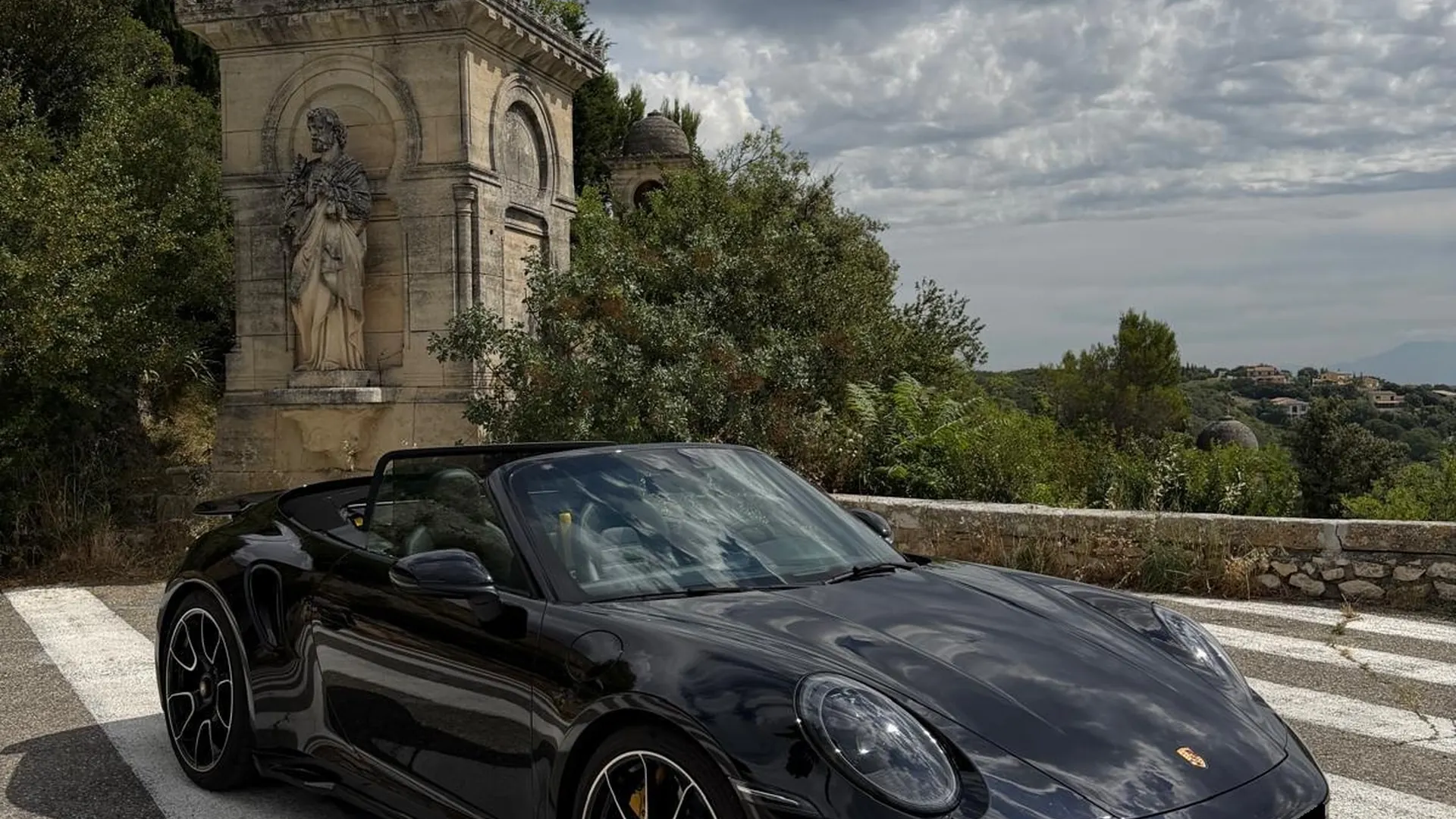 Porsche 992 — photo 6
