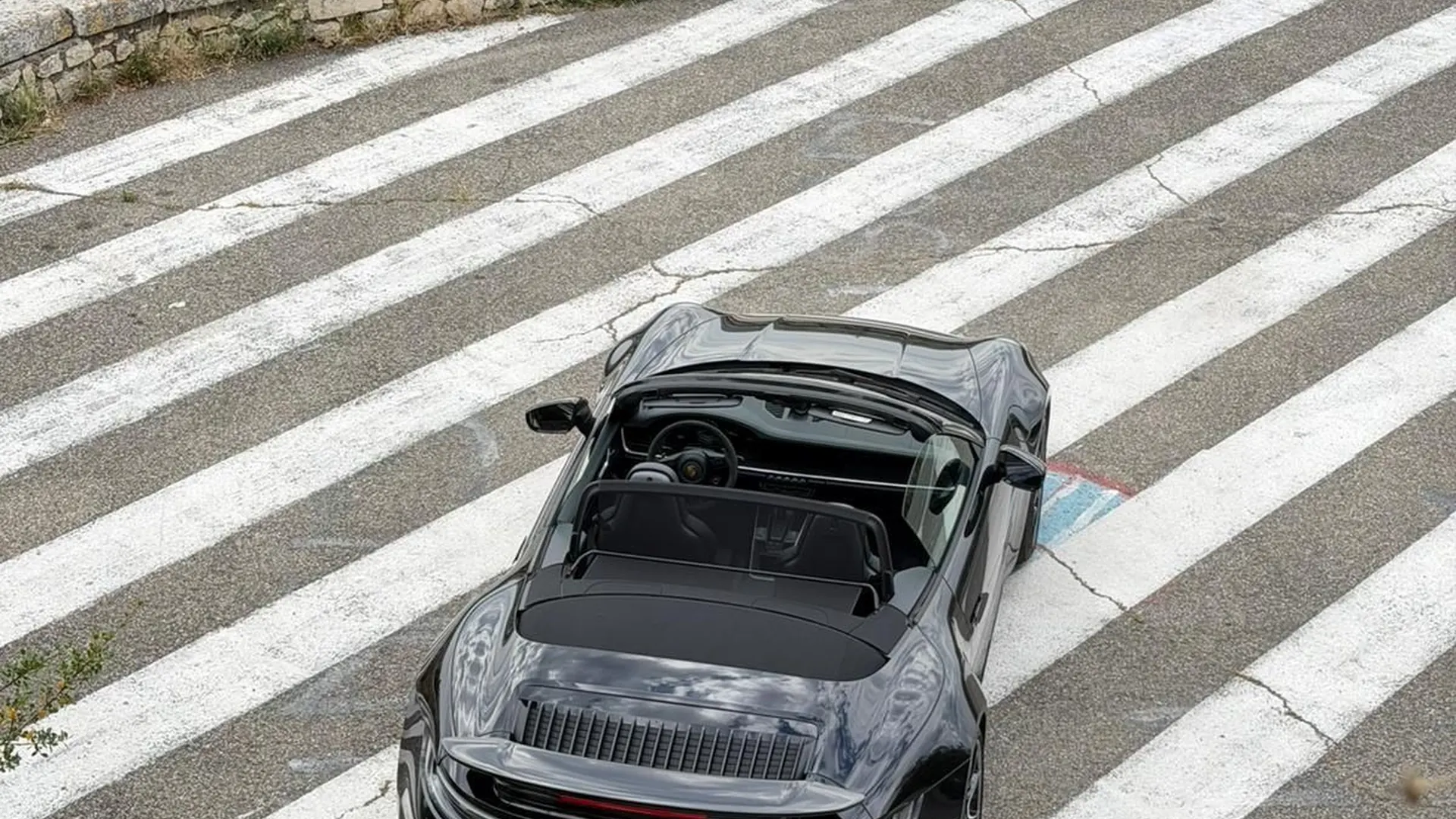 Porsche 992 — photo 12