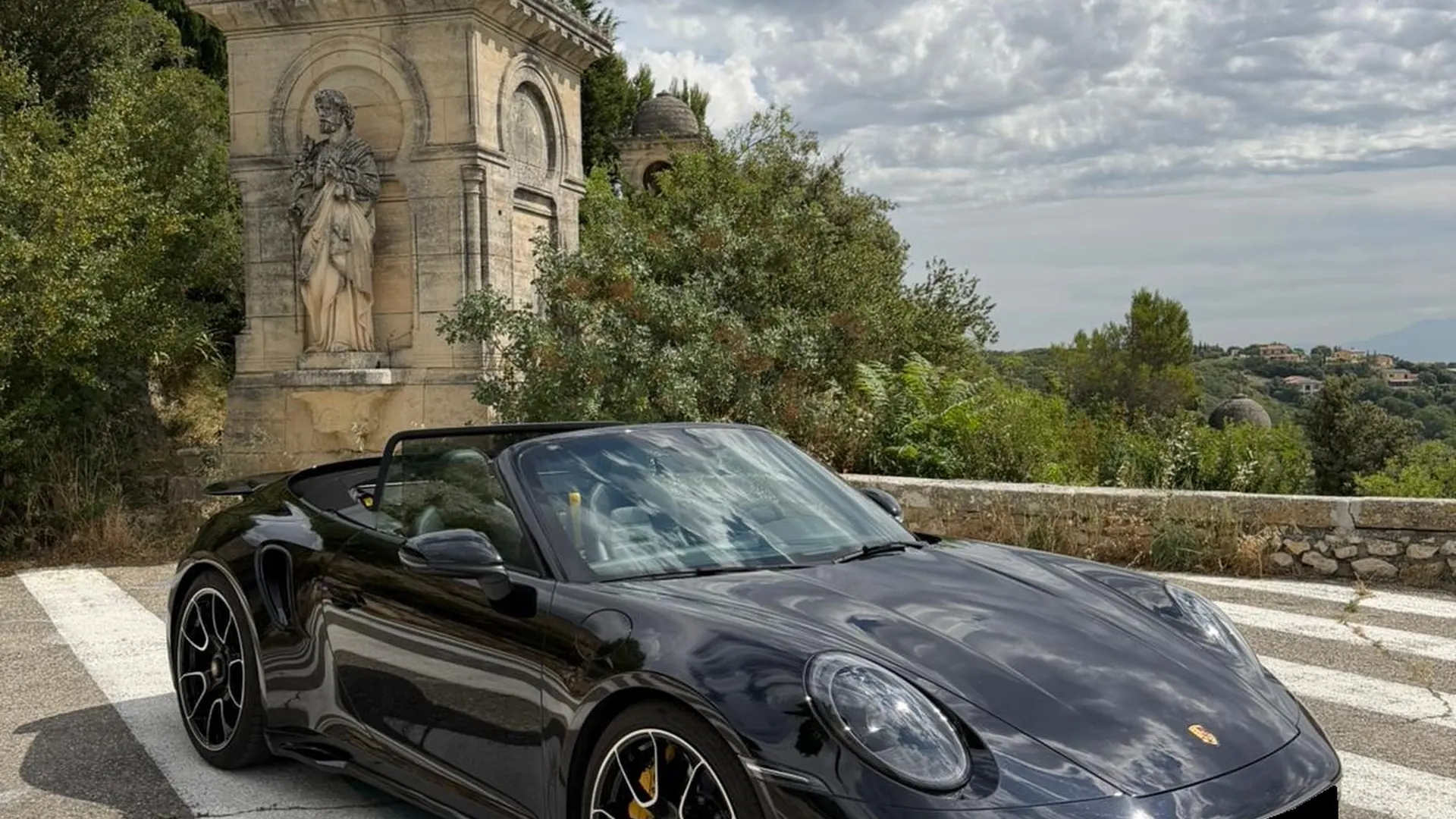 Porsche 992 — photo 37
