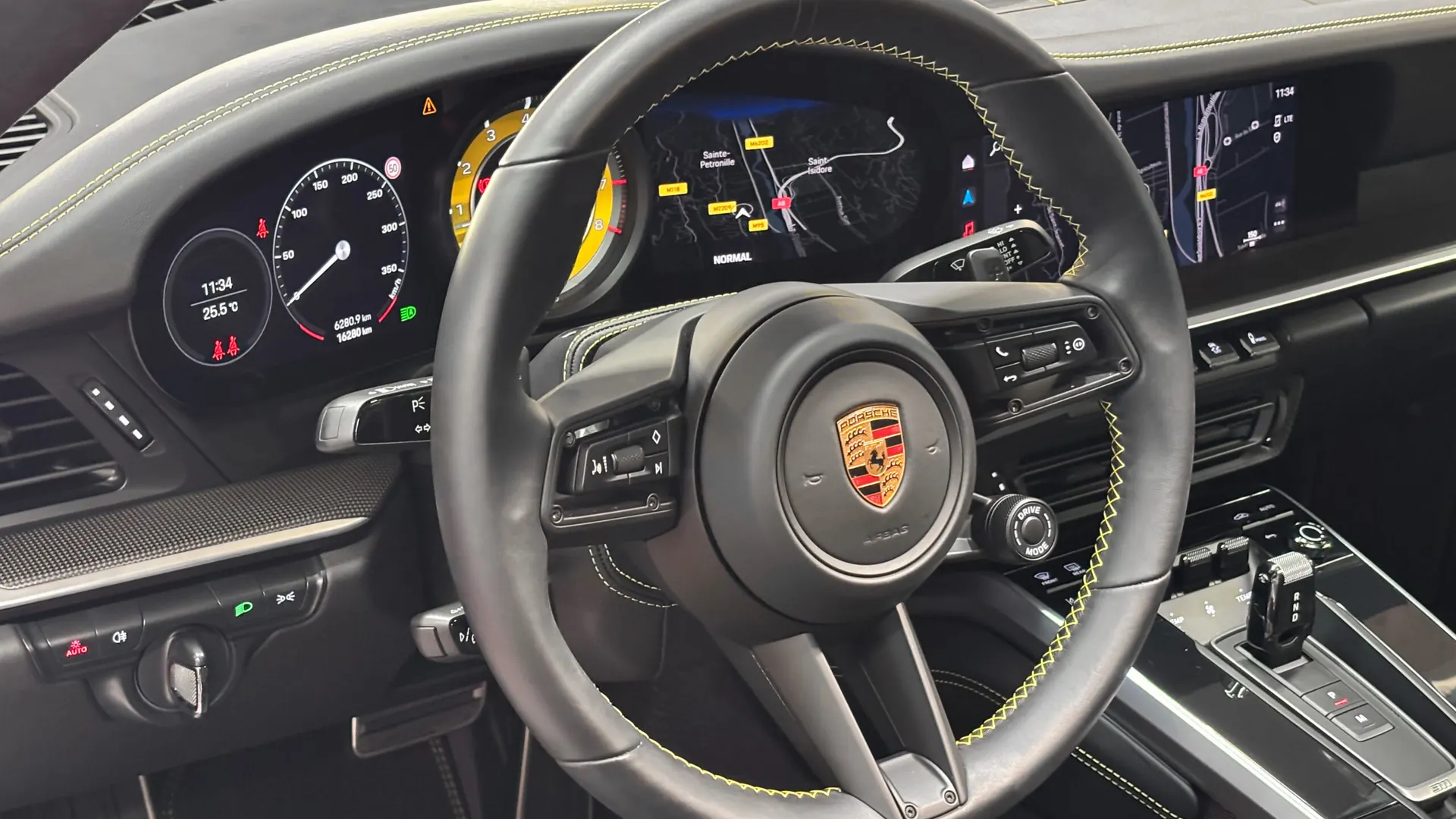 Porsche 992 — photo 27