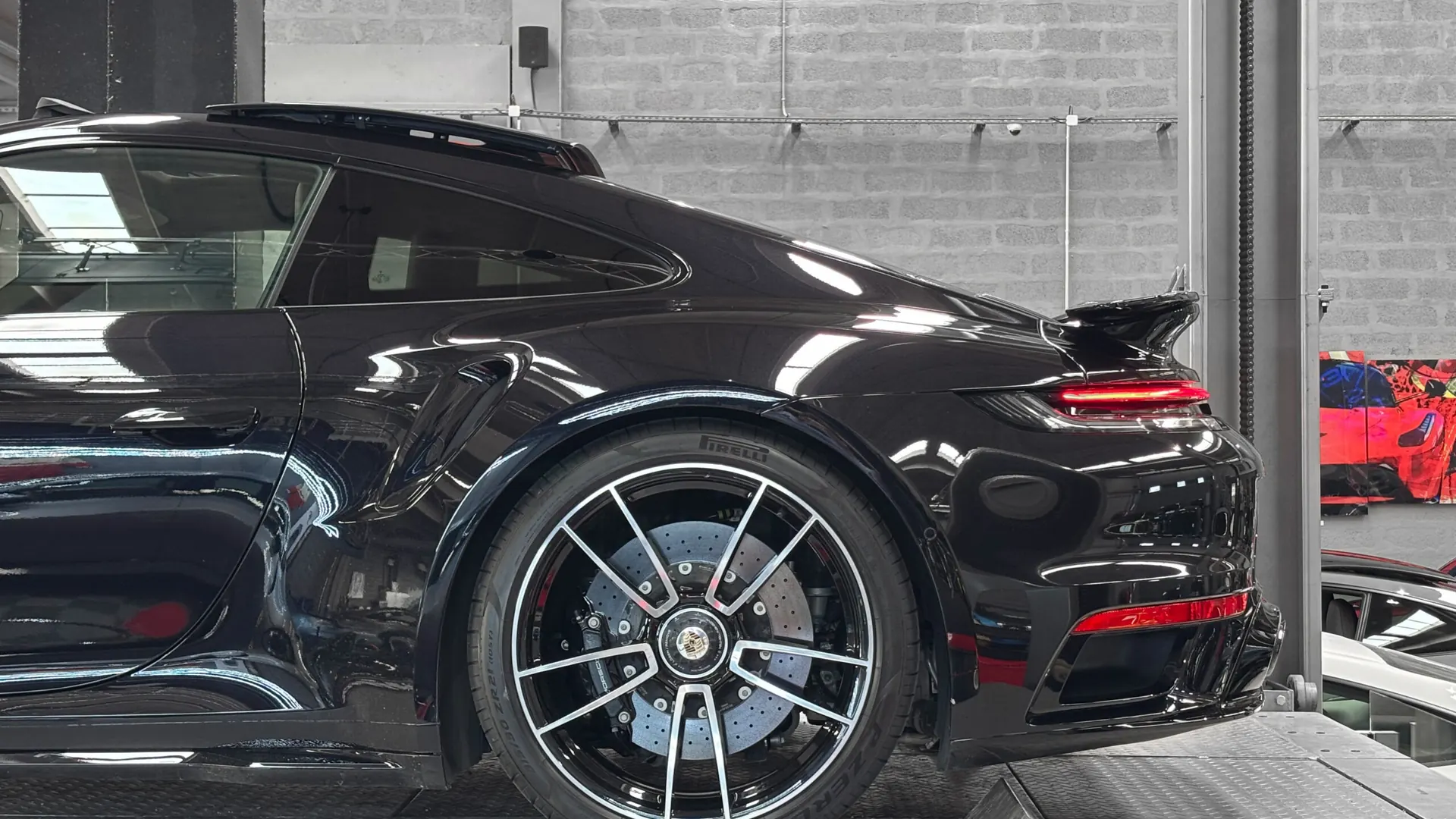 Porsche 992 — photo 16