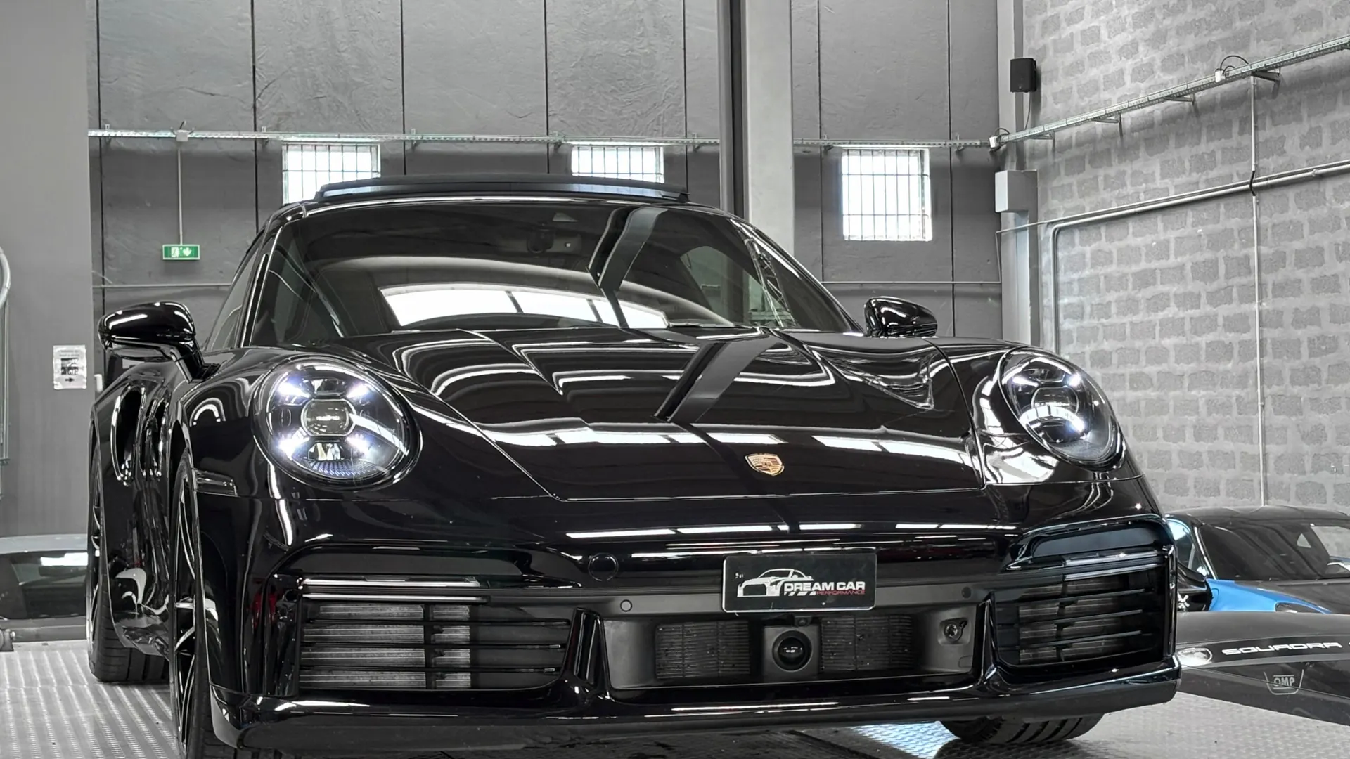 Porsche 992 — photo 8