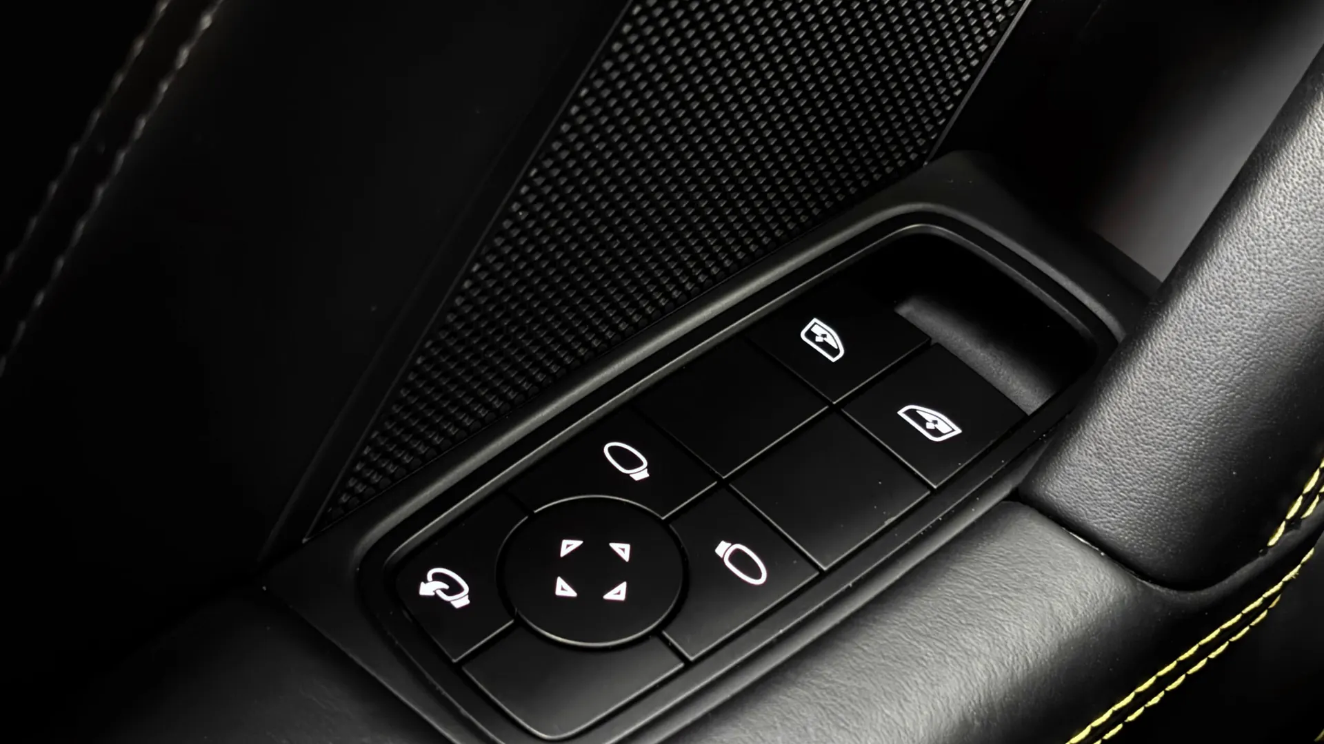 Porsche 992 — photo 44