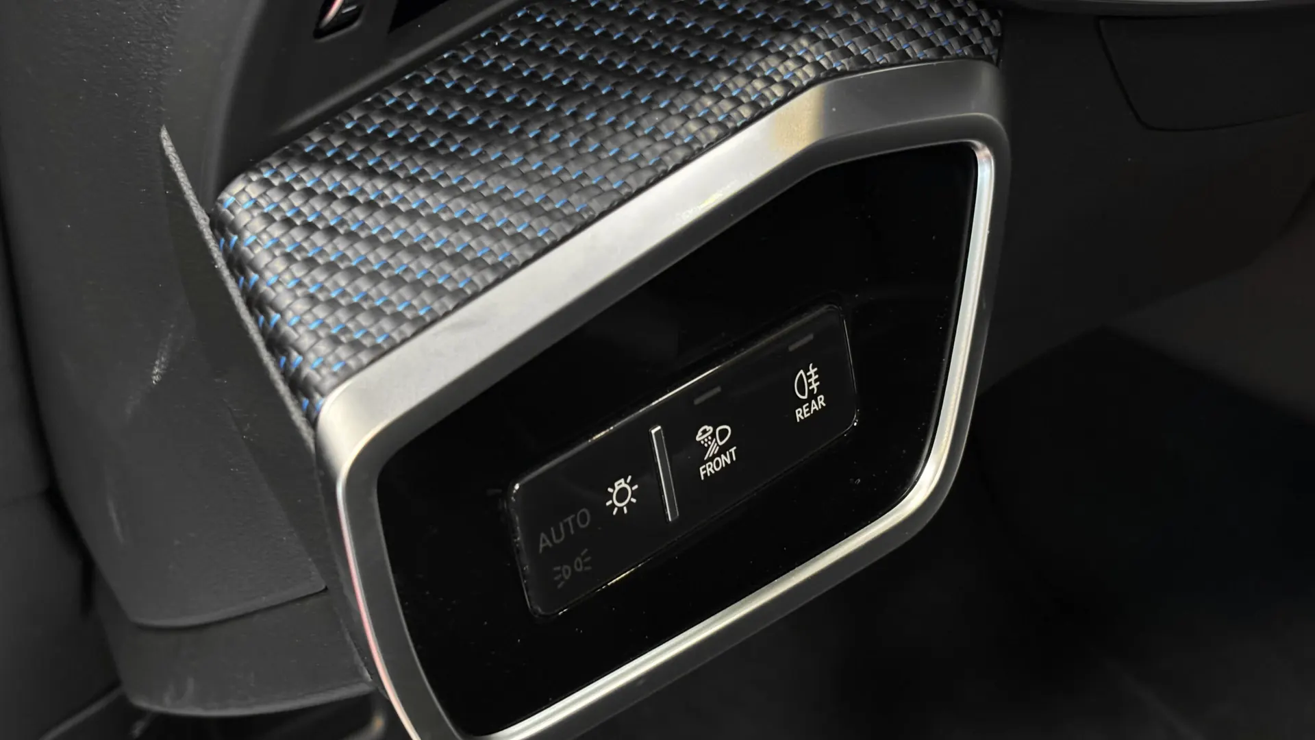 Audi RS6 — photo 29