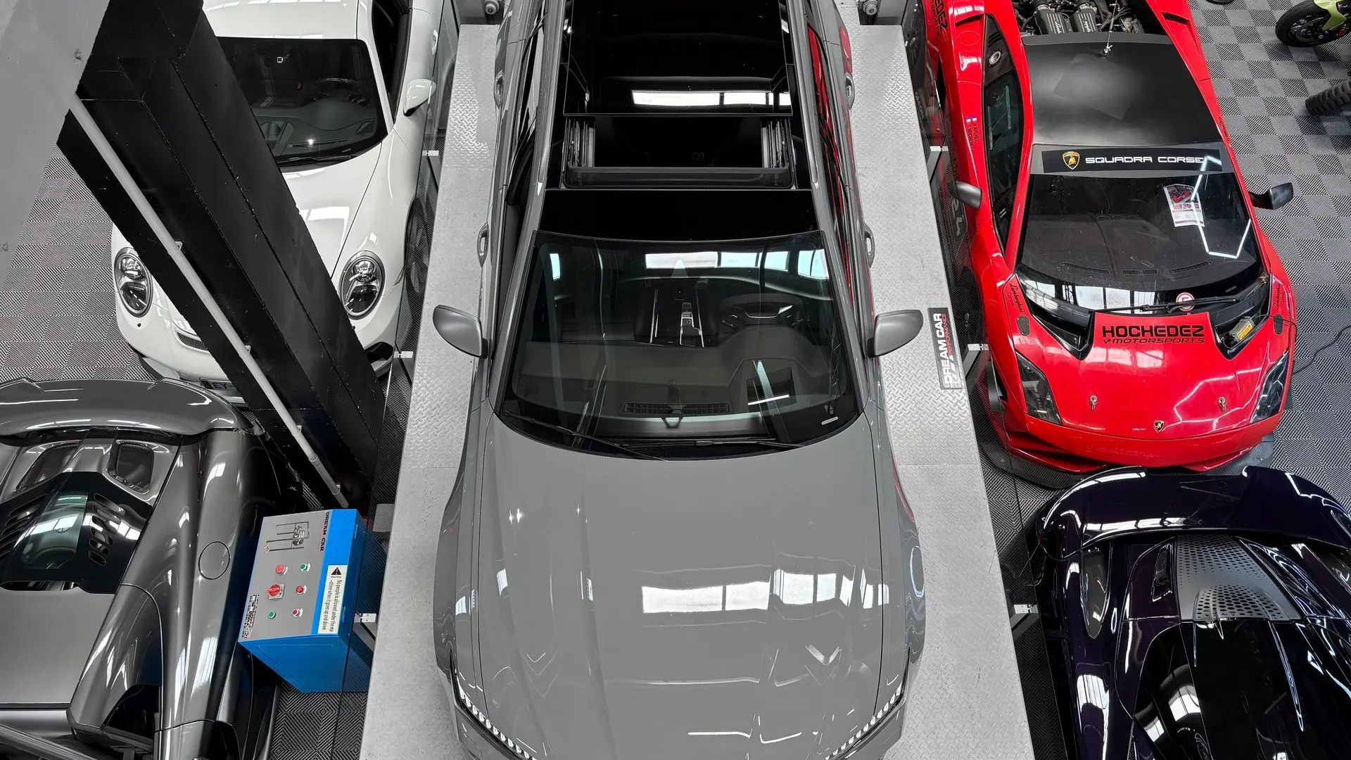 Audi RS6 — photo 10