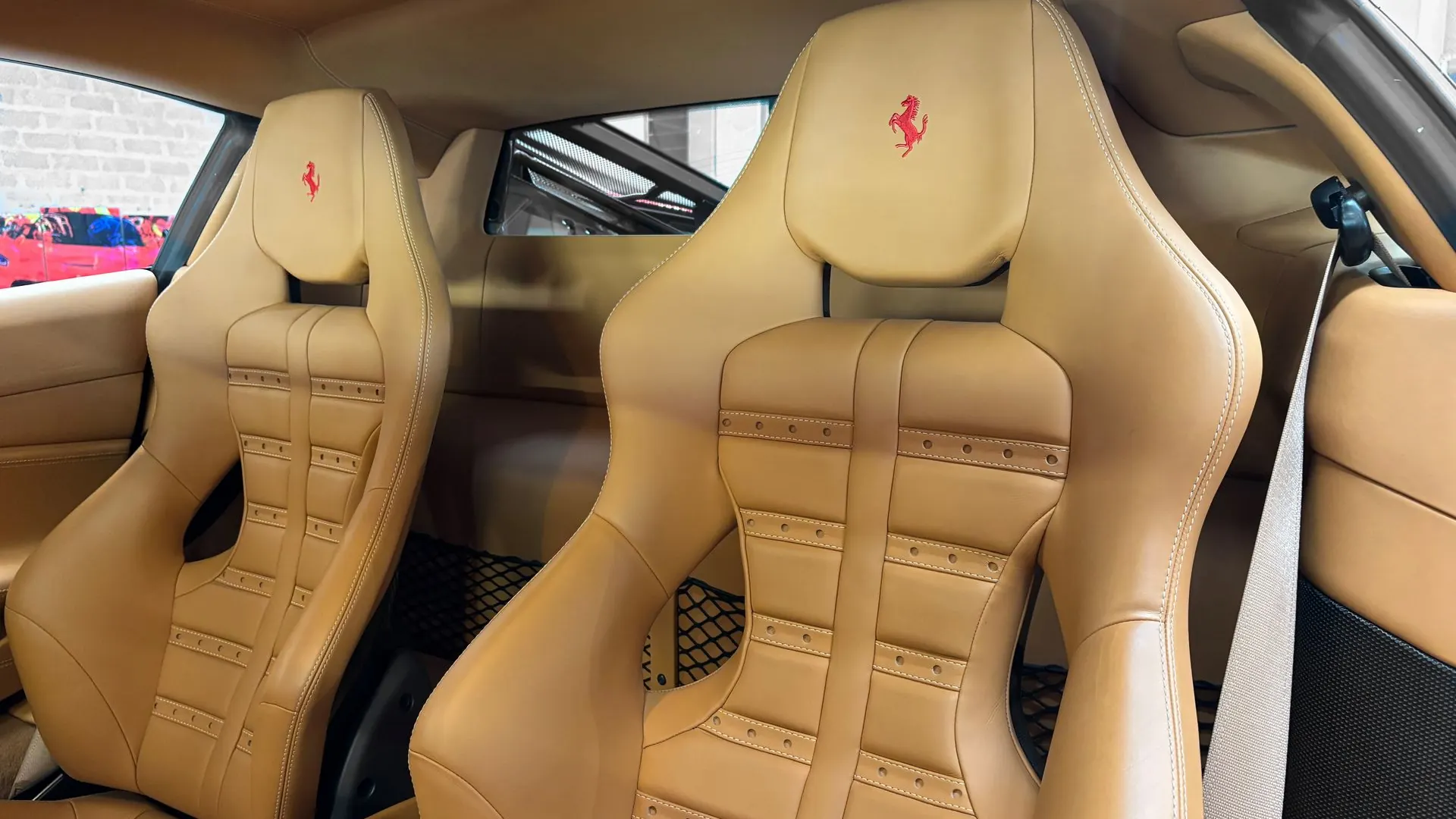 Ferrari 488 — photo 14
