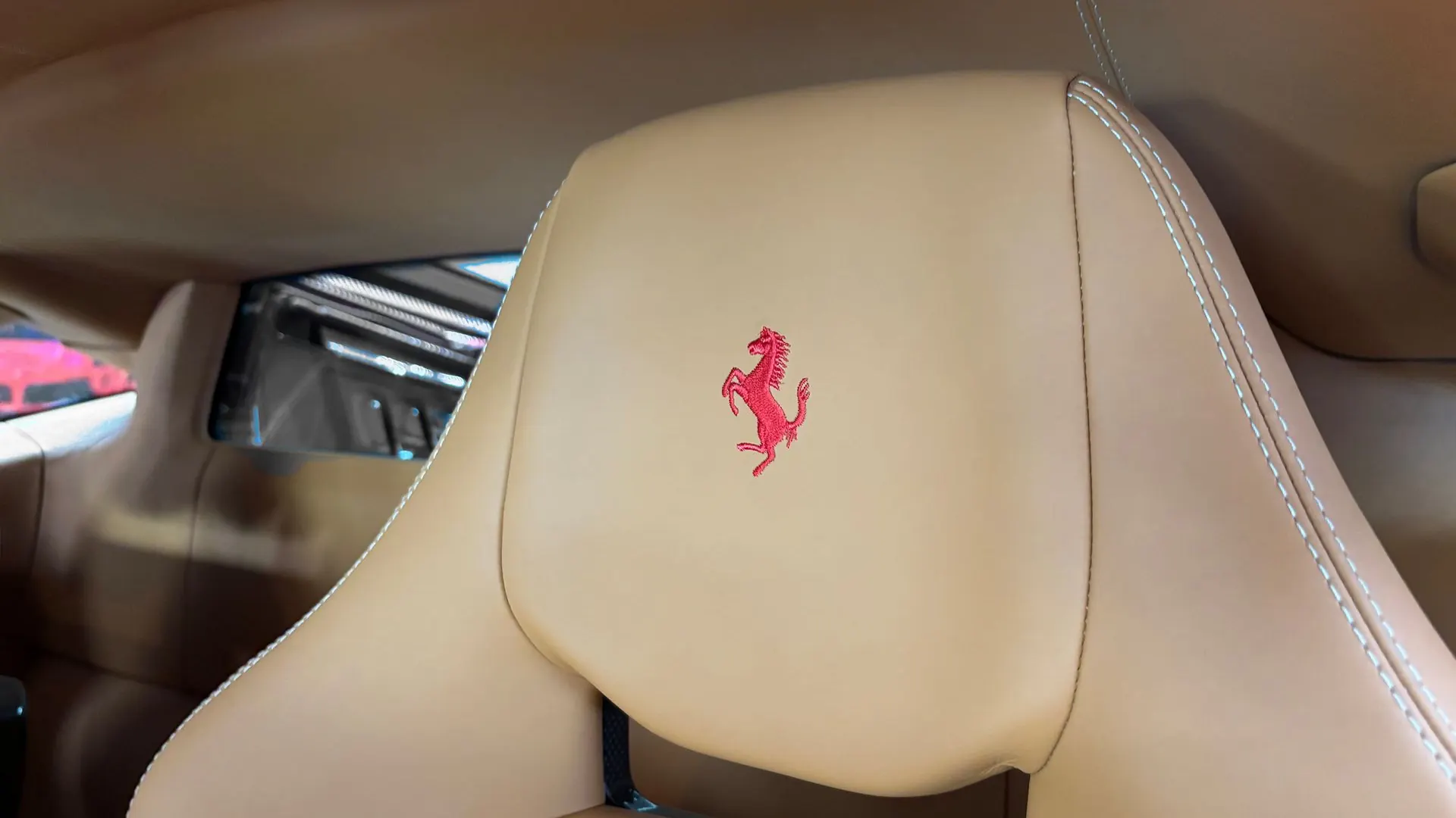 Ferrari 488 — photo 15