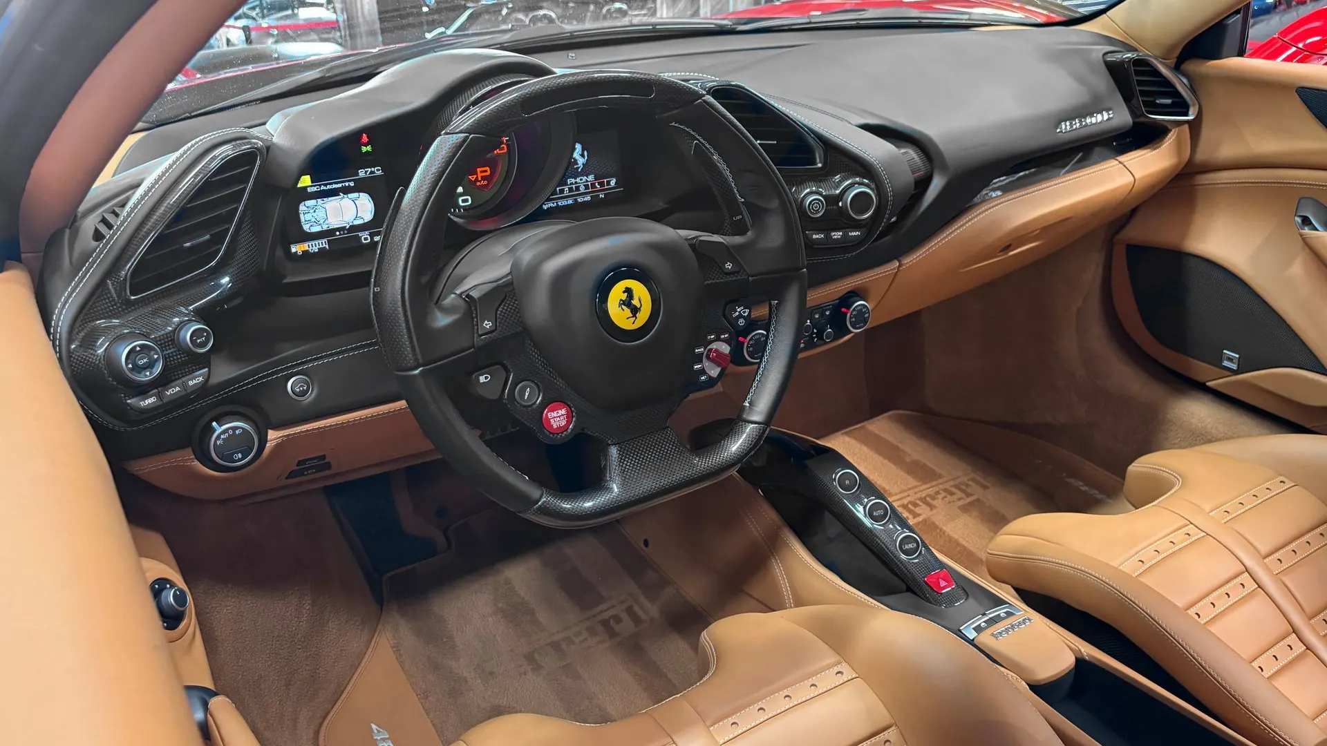 Ferrari 488 — photo 13
