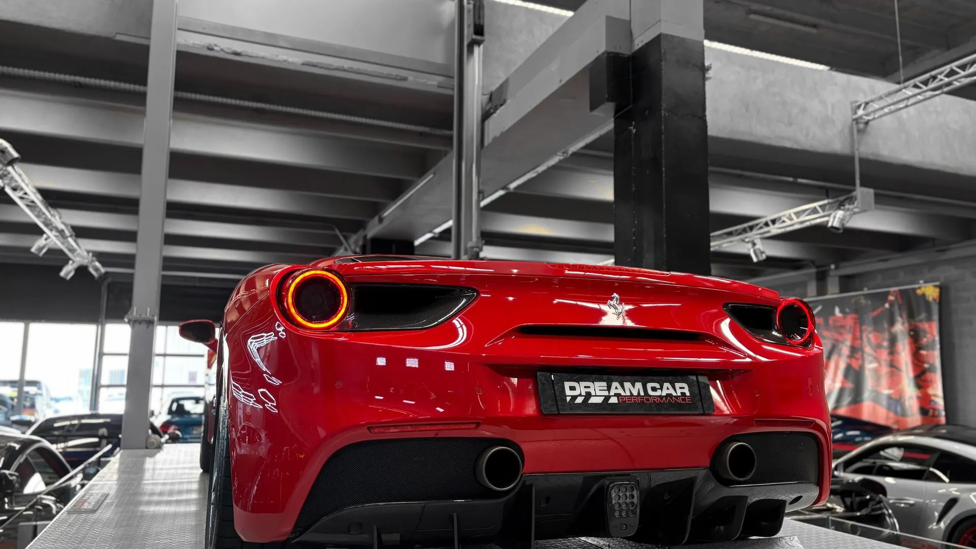 Ferrari 488 — photo 5