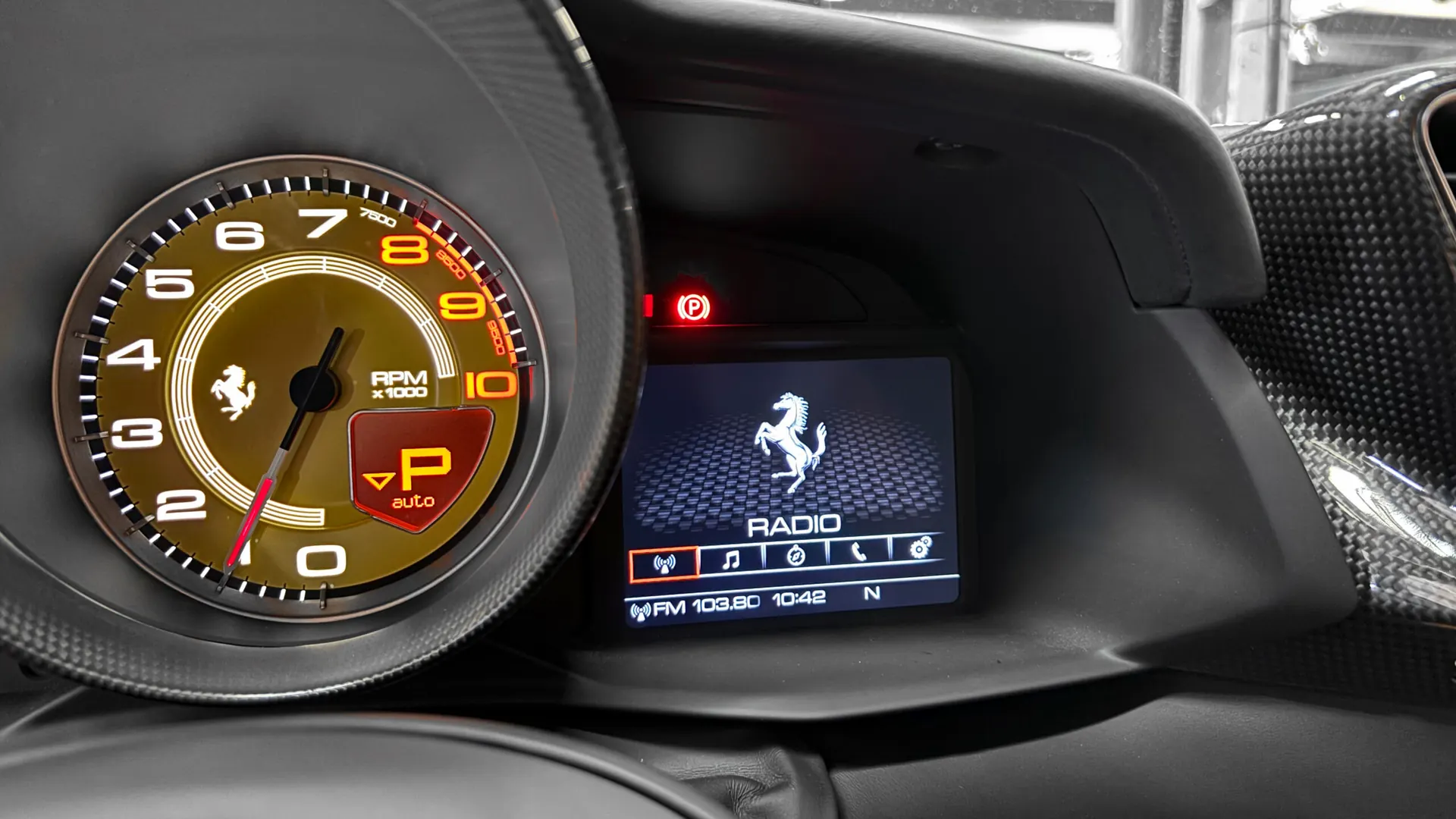 Ferrari 488 — photo 44