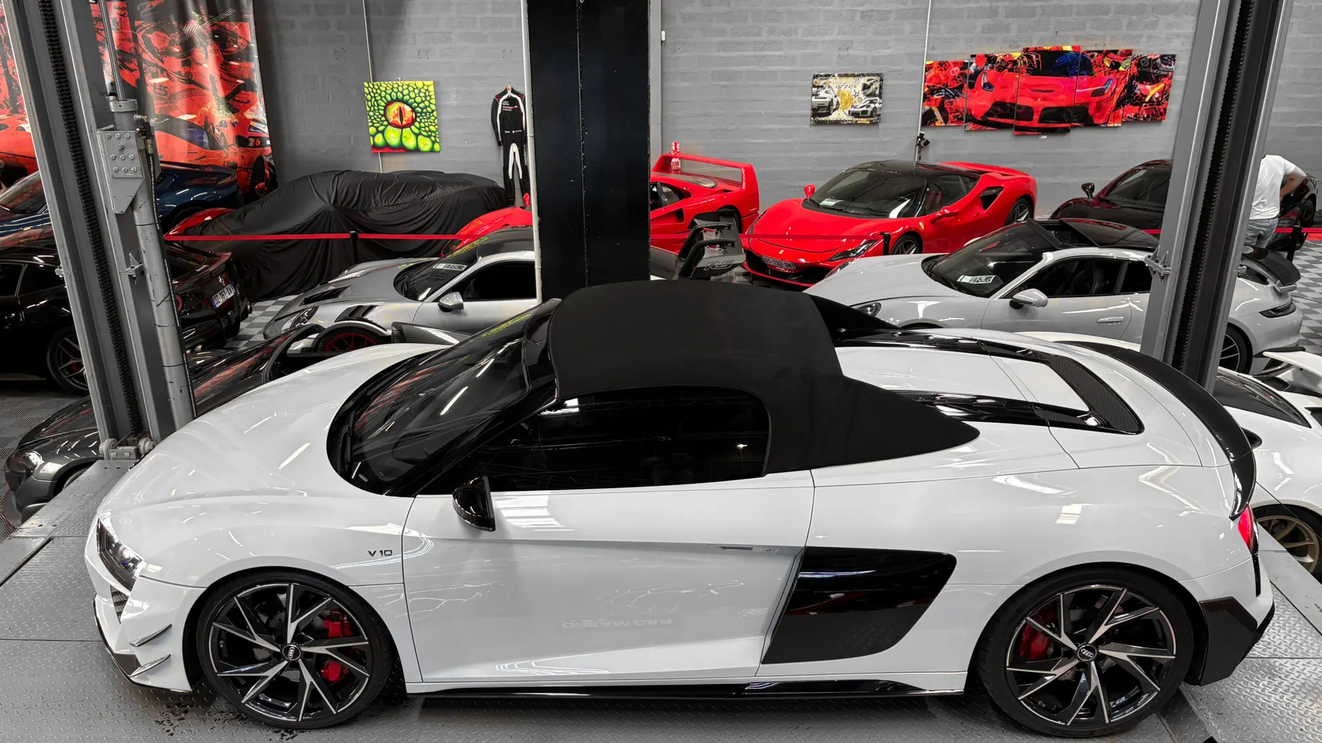 Audi R8 — photo 4
